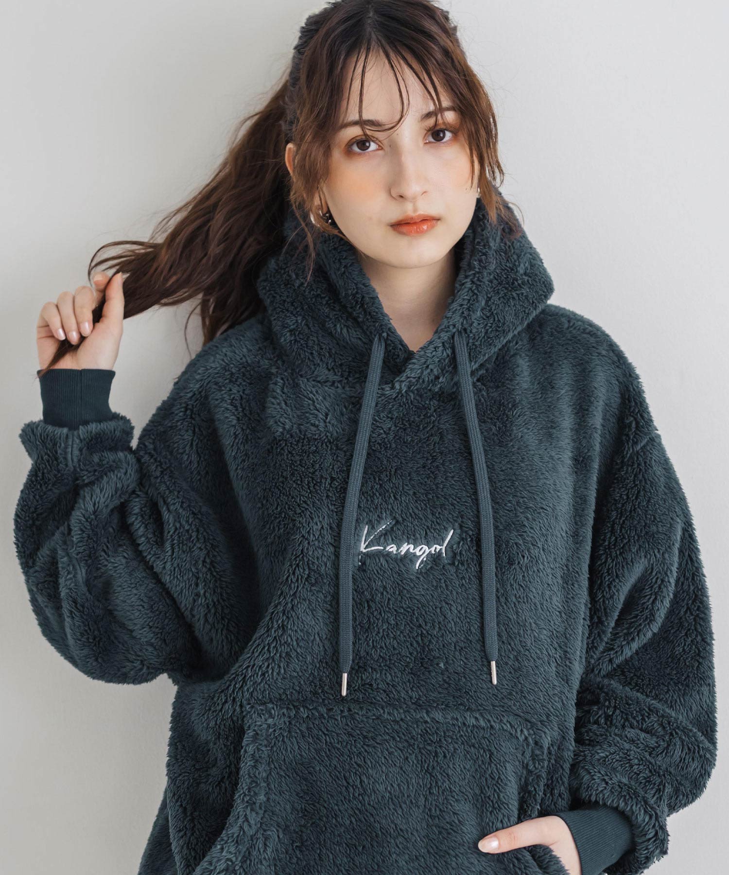 新色追加 KANGOL カンゴール 別注コラボ ロゴ刺繍シャギーボアフリースプルオーバーパーカー 14624