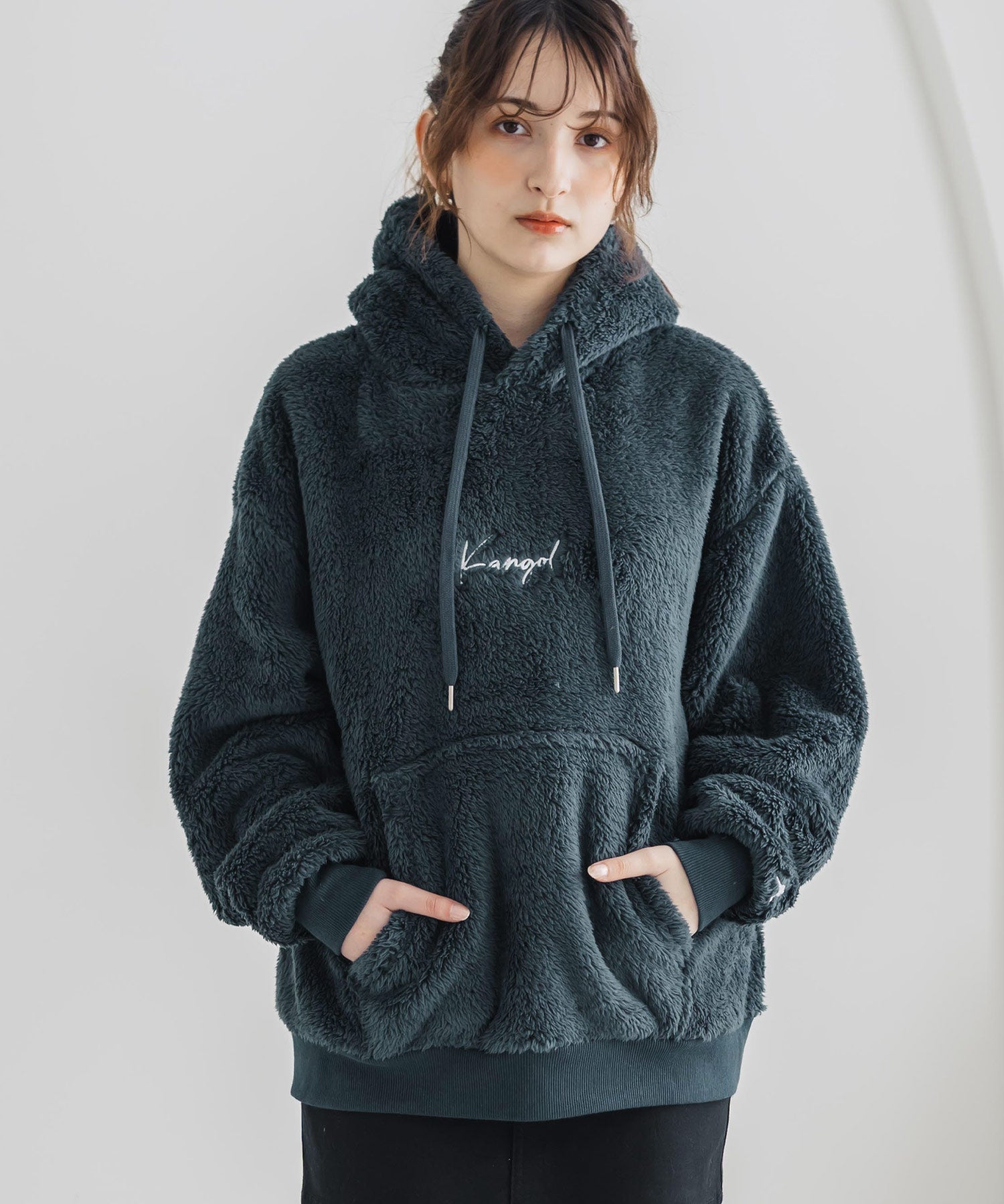 新色追加 KANGOL カンゴール 別注コラボ ロゴ刺繍シャギーボアフリースプルオーバーパーカー 14624