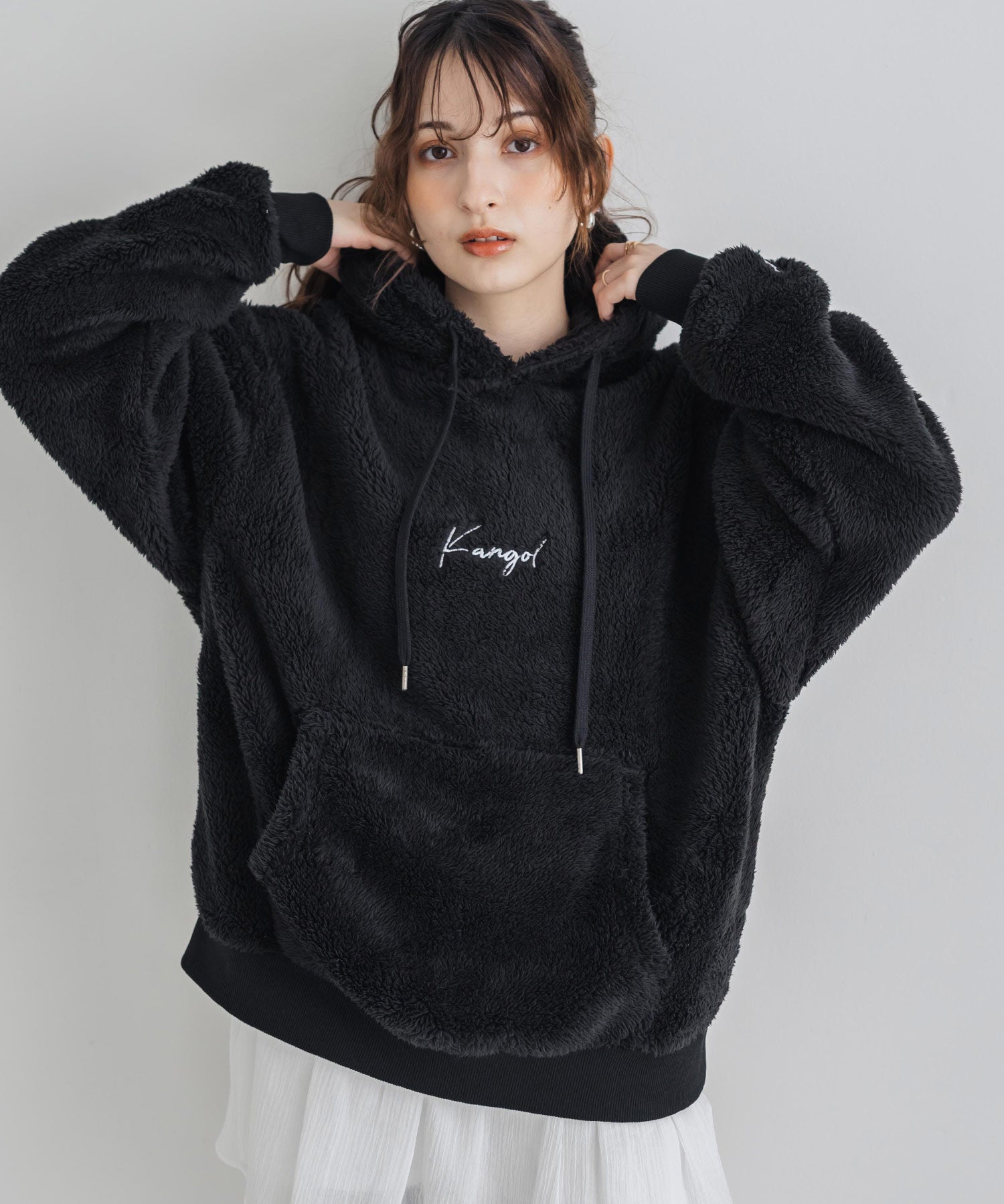 新色追加 KANGOL カンゴール 別注コラボ ロゴ刺繍シャギーボアフリースプルオーバーパーカー 14624