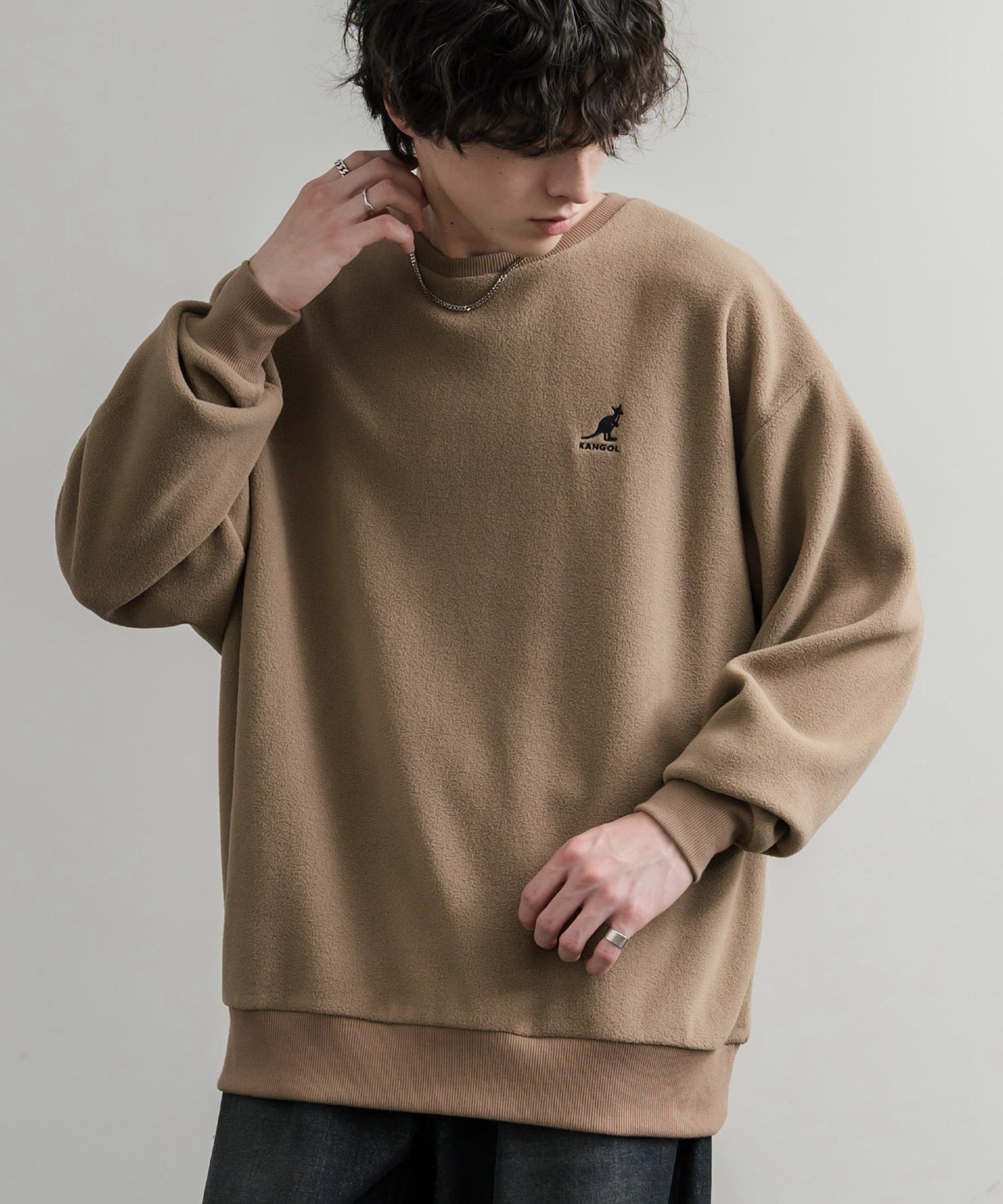 KANGOL 別注コラボ オーバーサイズロゴ刺繍裏起毛マイクロフリースプルオーバートレーナー 14626