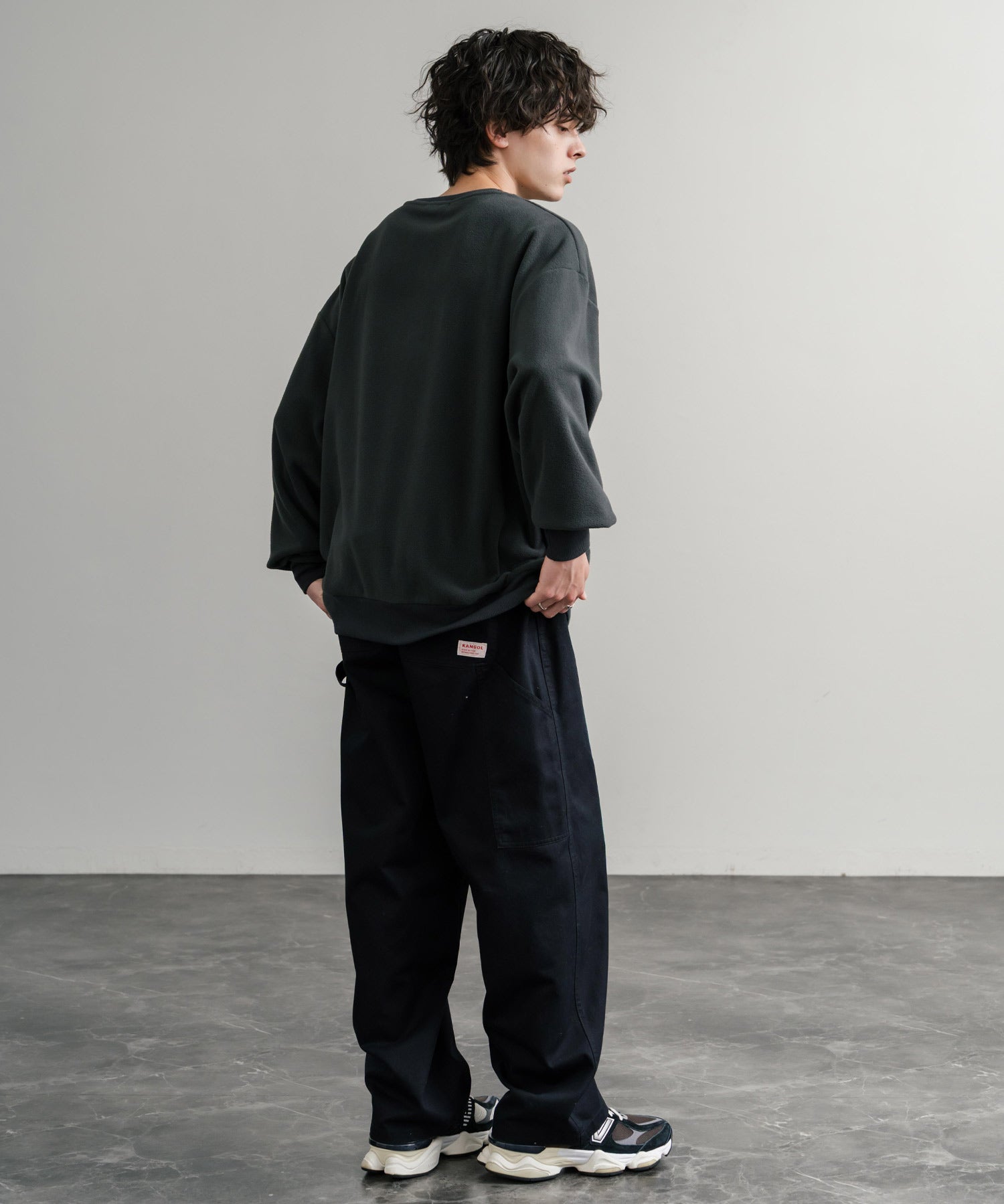 KANGOL 別注コラボ オーバーサイズロゴ刺繍裏起毛マイクロフリースプルオーバートレーナー 14626