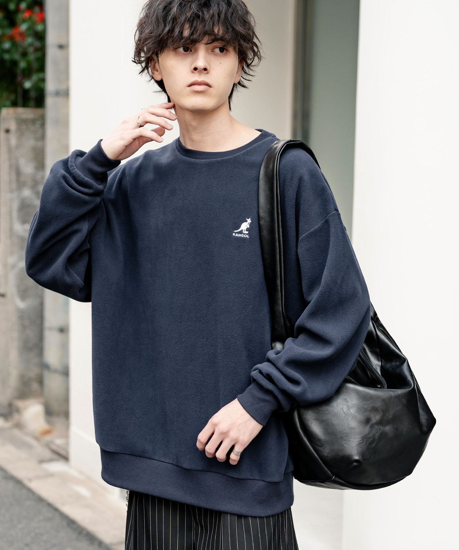 KANGOL 別注コラボ オーバーサイズロゴ刺繍裏起毛マイクロフリースプルオーバートレーナー 14626