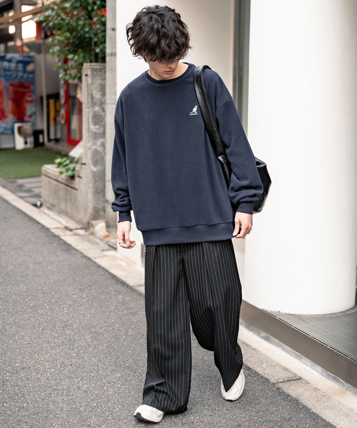 KANGOL 別注コラボ オーバーサイズロゴ刺繍裏起毛マイクロフリースプルオーバートレーナー 14626