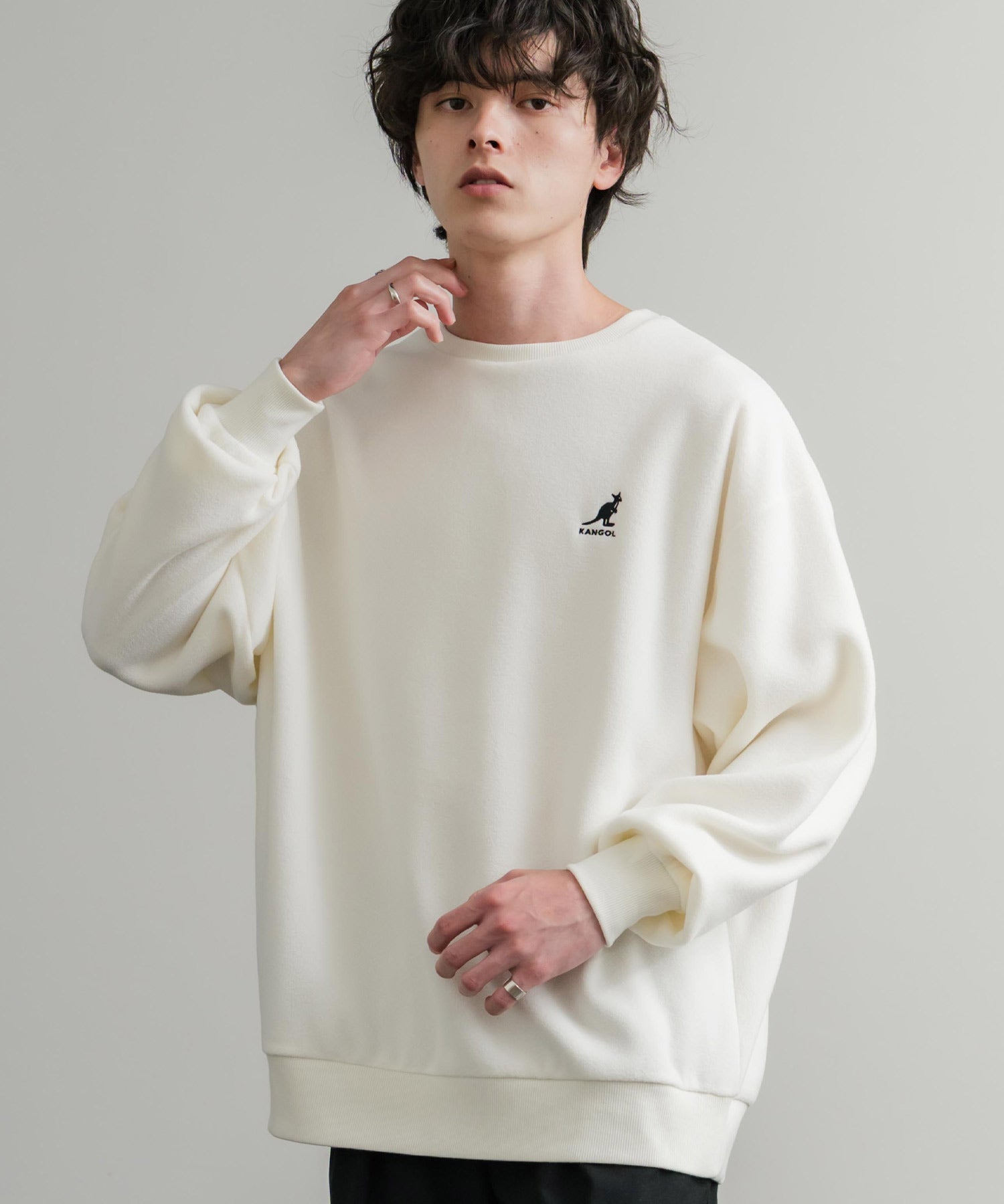 KANGOL 別注コラボ オーバーサイズロゴ刺繍裏起毛マイクロフリースプルオーバートレーナー 14626