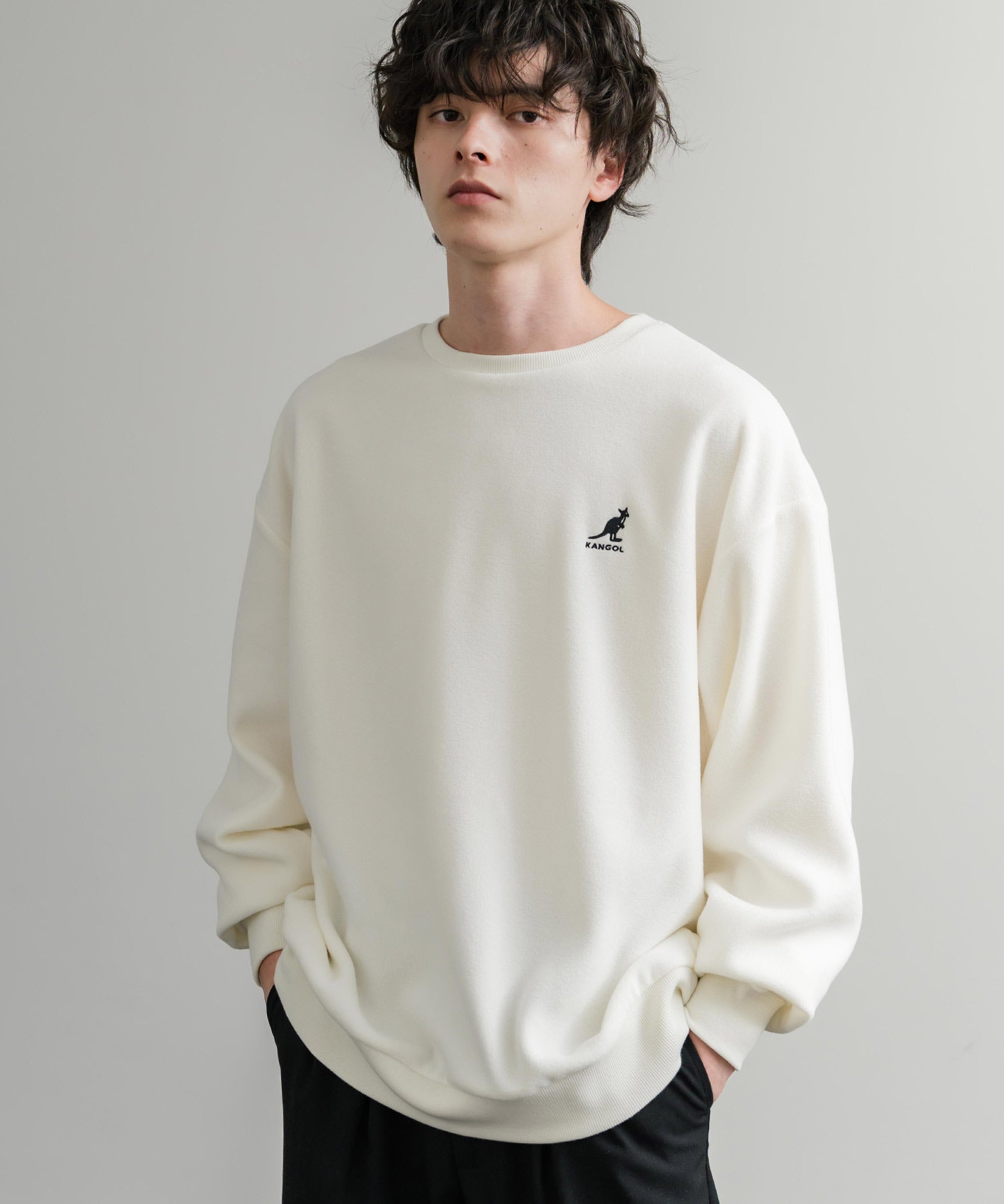 KANGOL 別注コラボ オーバーサイズロゴ刺繍裏起毛マイクロフリースプルオーバートレーナー 14626
