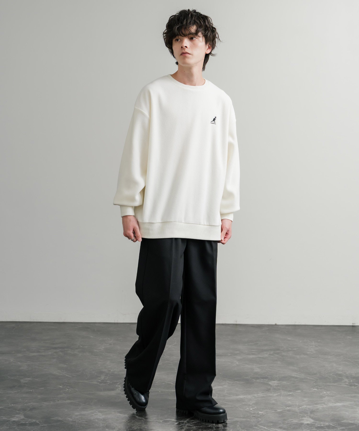 KANGOL 別注コラボ オーバーサイズロゴ刺繍裏起毛マイクロフリースプルオーバートレーナー 14626