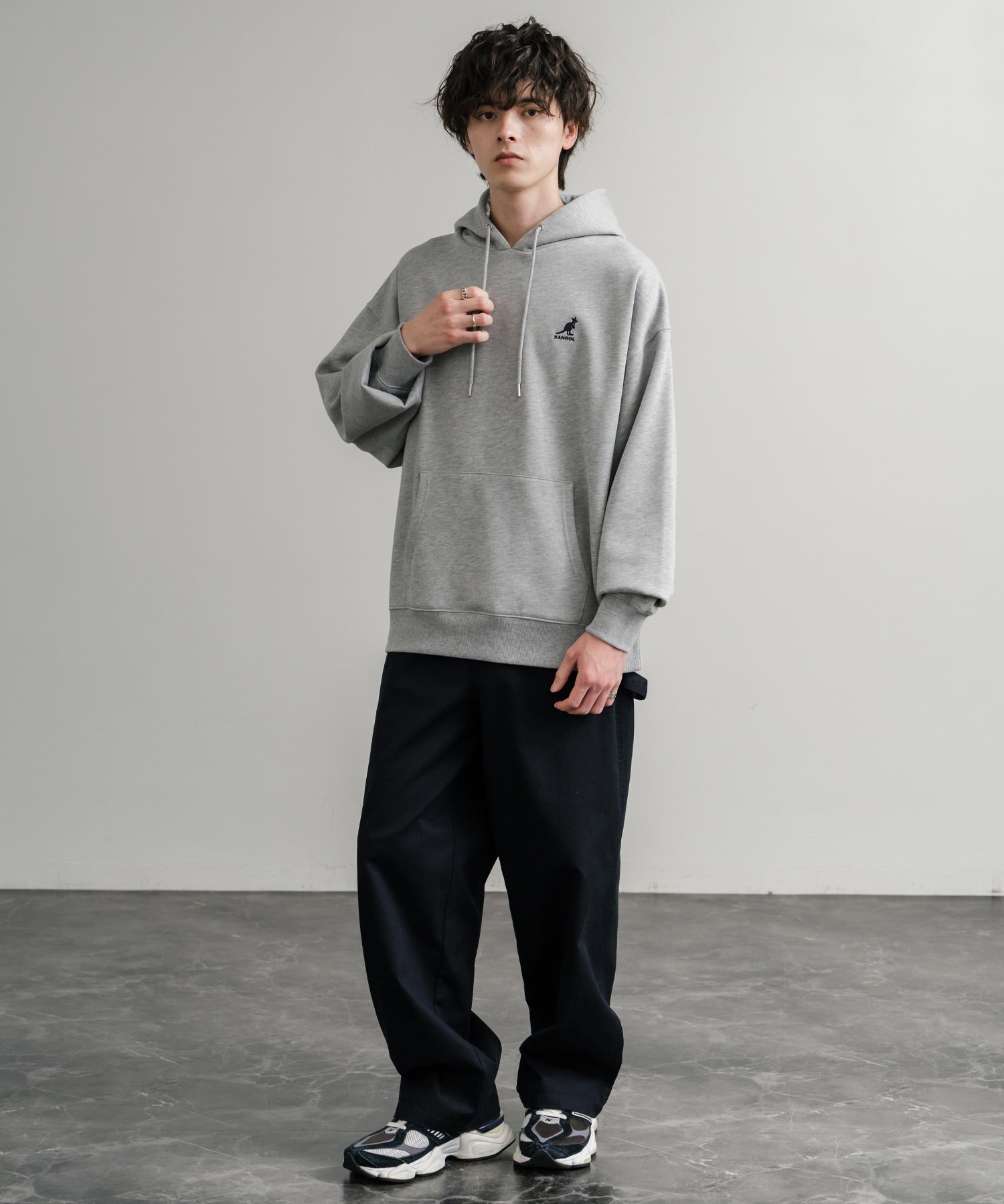 KANGOL カンゴール 別注コラボオーバーサイズ裏起毛ロゴ刺繍プルパーカー	14627
