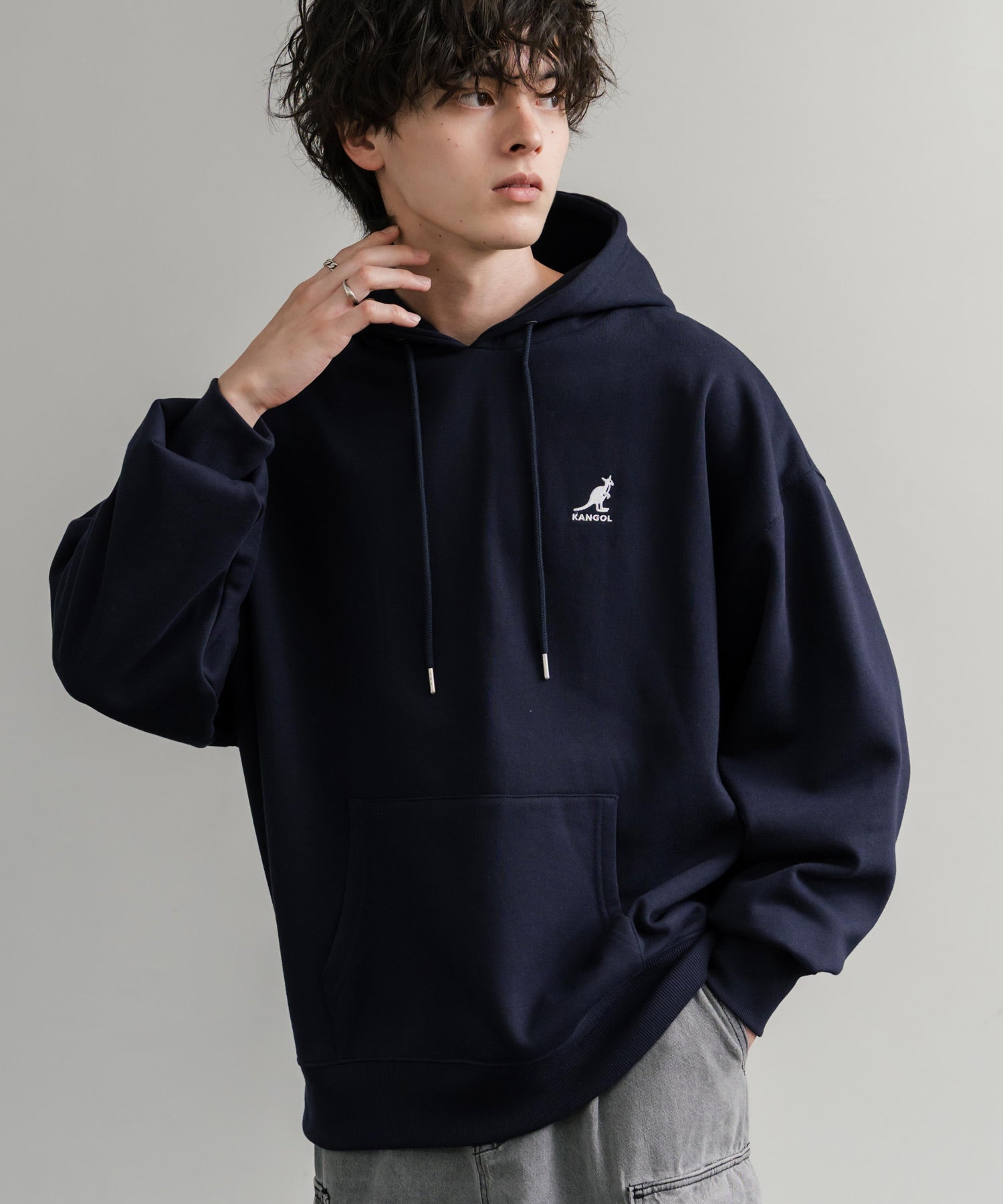KANGOL カンゴール 別注コラボオーバーサイズ裏起毛ロゴ刺繍プルパーカー	14627