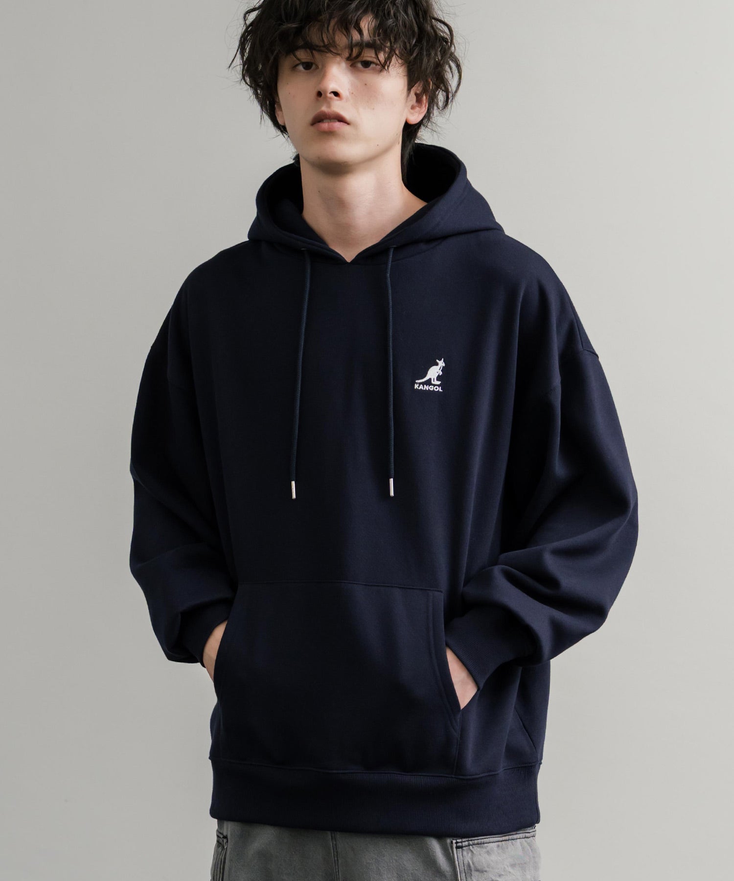 KANGOL カンゴール 別注コラボオーバーサイズ裏起毛ロゴ刺繍プルパーカー	14627