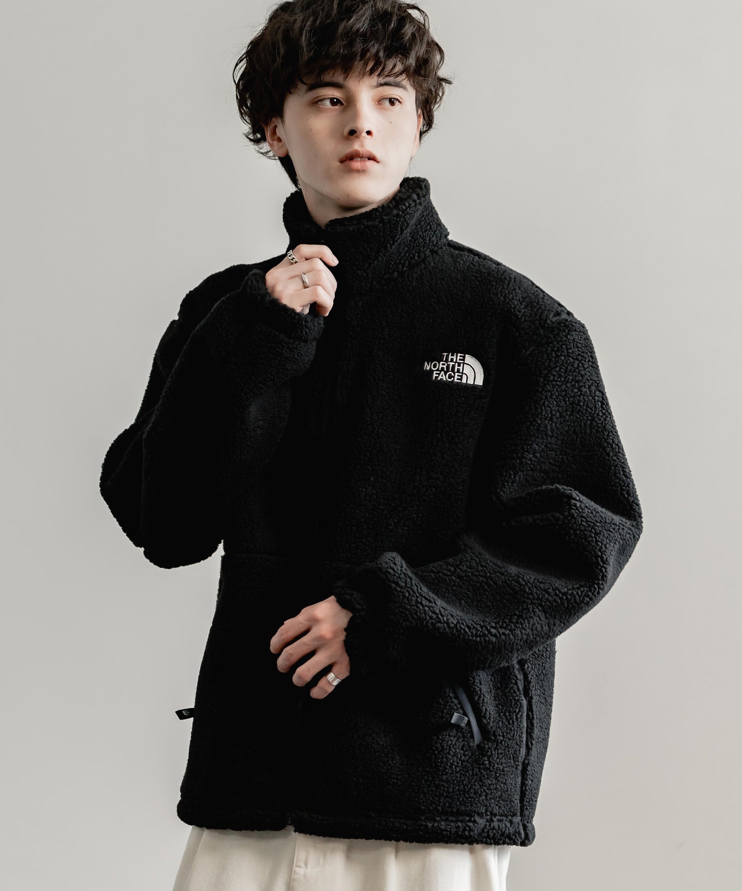 日本未展開モデル THE NORTH FACE ザ・ノースフェイス WHITE LABEL ホワイトレーベル 韓国限定 SHERPA FLEECE JACKET1 オーバーサイズワンポイントロゴ刺繍ボアジャケット 14659