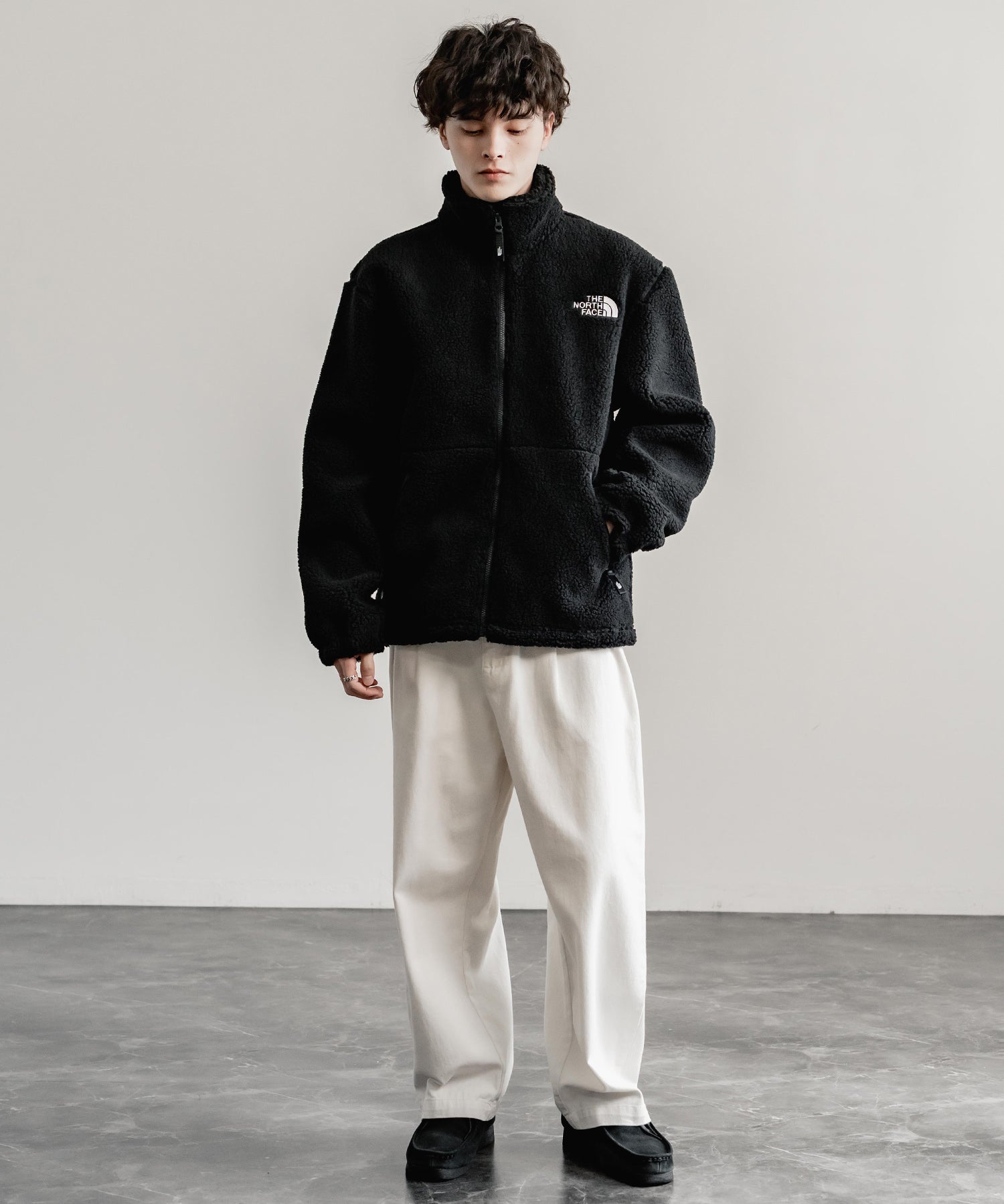 日本未展開モデル THE NORTH FACE ザ・ノースフェイス WHITE LABEL ホワイトレーベル 韓国限定 SHERPA FLEECE JACKET1 オーバーサイズワンポイントロゴ刺繍ボアジャケット 14659