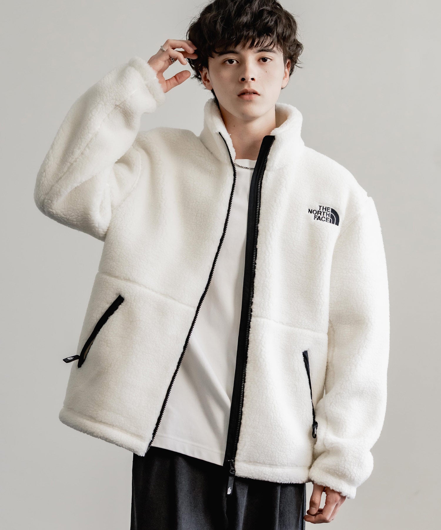 日本未展開モデル THE NORTH FACE ザ・ノースフェイス WHITE LABEL ホワイトレーベル 韓国限定 SHERPA FLEECE JACKET1 オーバーサイズワンポイントロゴ刺繍ボアジャケット 14659