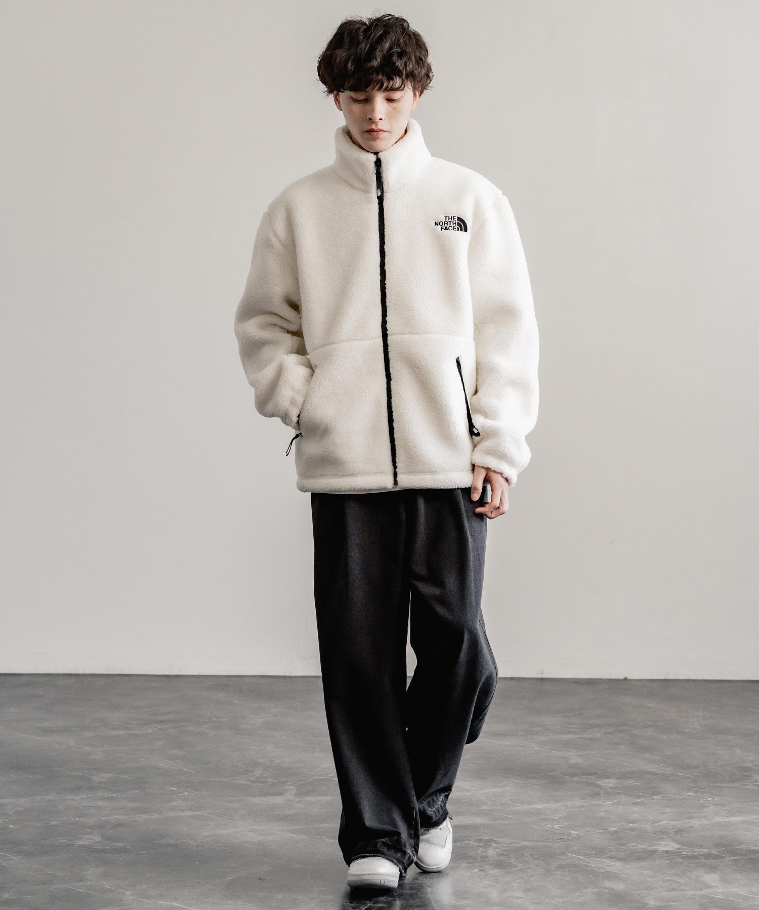 日本未展開モデル THE NORTH FACE ザ・ノースフェイス WHITE LABEL ホワイトレーベル 韓国限定 SHERPA FLEECE JACKET1 オーバーサイズワンポイントロゴ刺繍ボアジャケット 14659