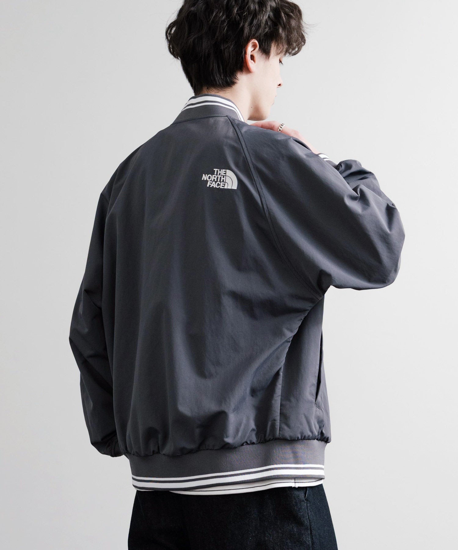 日本未展開モデル THE NORTH FACE ザ・ノースフェイス WHITE LABEL ホワイトレーベル OLEMA EX BOMBER 韓国限定 オーバーサイズワンポイントロゴボンバージャケット