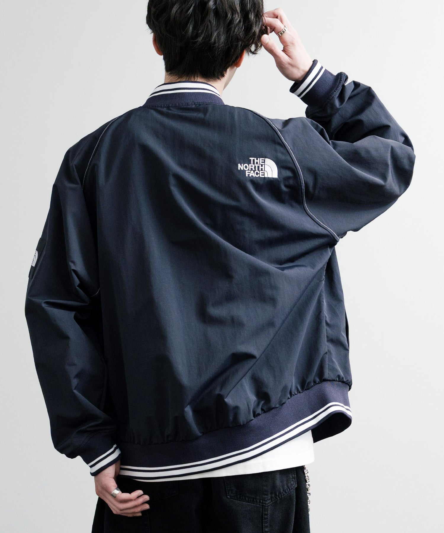 日本未展開モデル THE NORTH FACE ザ・ノースフェイス WHITE LABEL ホワイトレーベル OLEMA EX BOMBER 韓国限定 オーバーサイズワンポイントロゴボンバージャケット