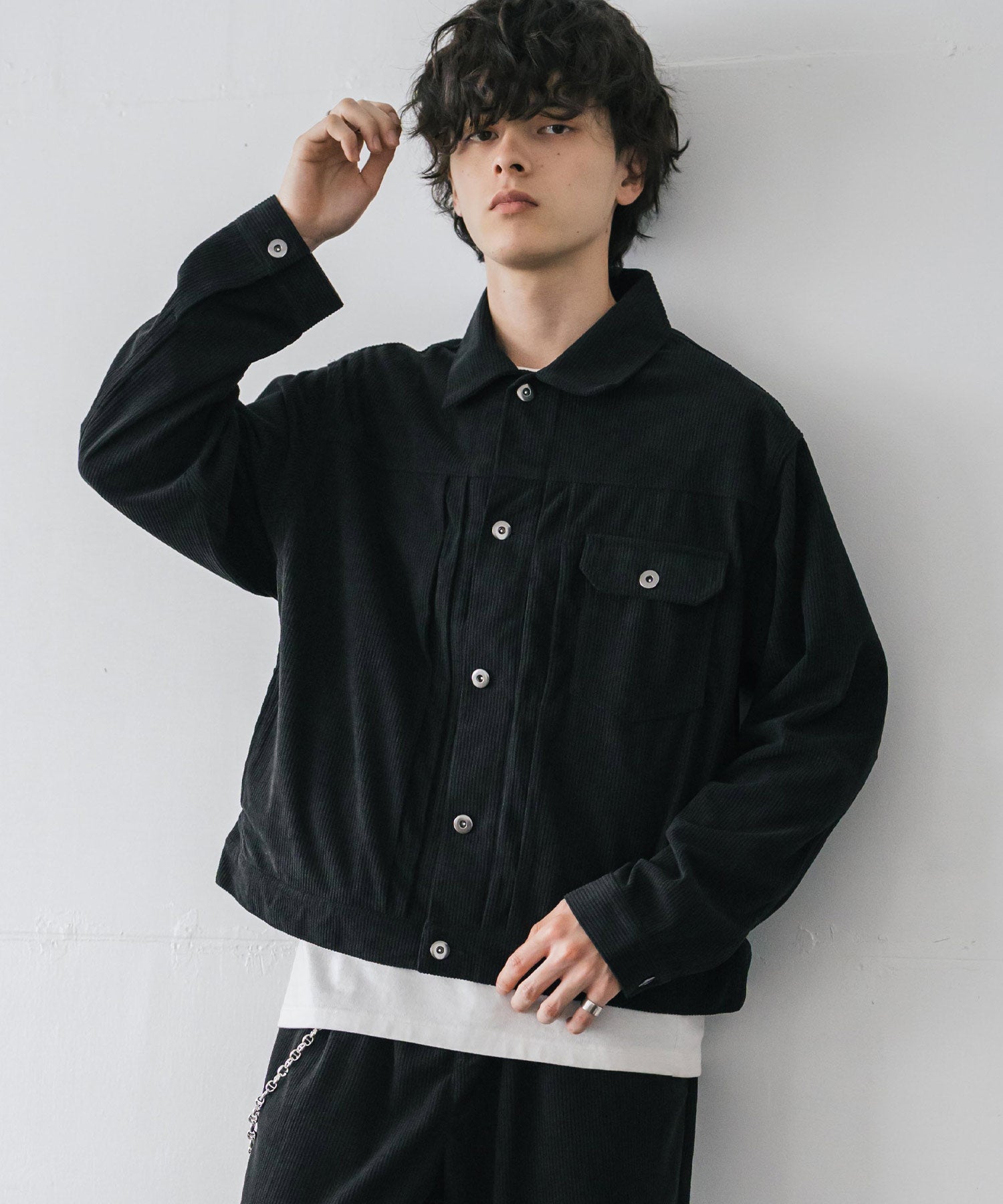 NIKE コーデュロイ セットアップ オリーブ ミリタリー 短丈 NIKE コーデュロイ セットアップ オリーブ ミリタリー 短丈