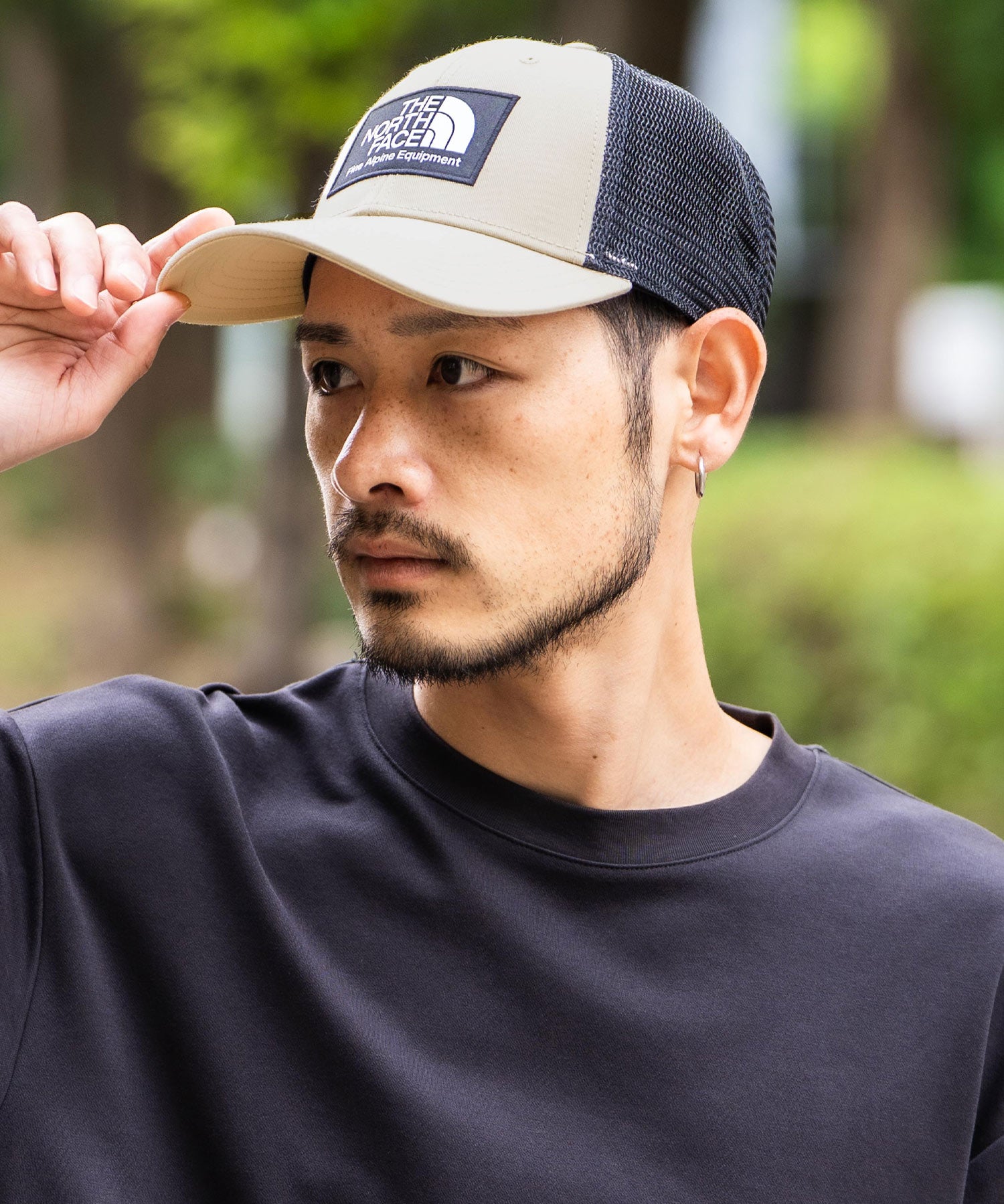 THE NORTH FACE ザ・ノースフェイス MUDDER TRUCKER メッシュスナップバックキャップ ロゴワッペンベースボールキャップ