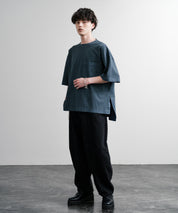 Audience オーディエンス ピグメントUSAコットン16/-天竺8.45オンス胸ポケット付きサイドスリットボクシーAラインビッグTシャツ AUD6626 14776