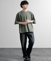 Audience オーディエンス ピグメントUSAコットン16/-天竺8.45オンス胸ポケット付きサイドスリットボクシーAラインビッグTシャツ AUD6626 14776