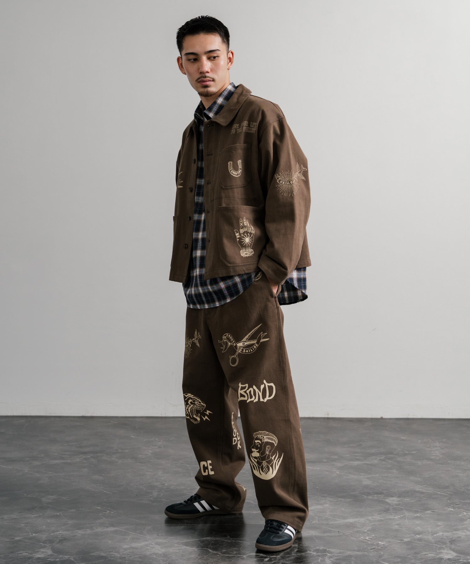 KRIFF MAYER クリフメイヤー メモリアルグラフィックプリントレタリングショート丈カバーオール 2515111 14828