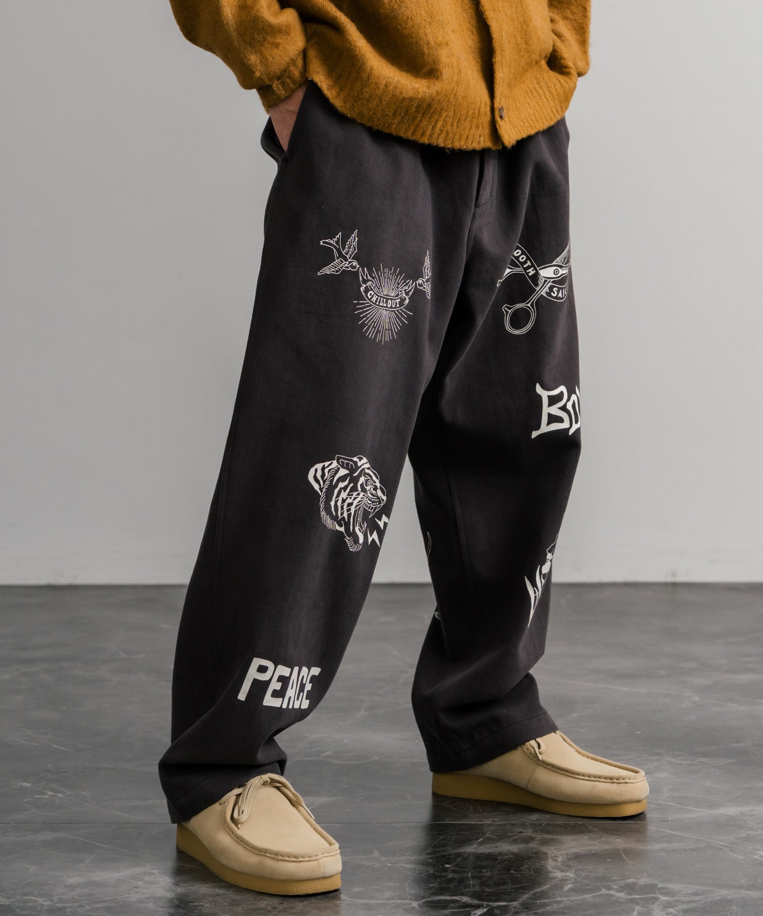 KRIFF MAYER クリフメイヤー メモリアルグラフィックプリントレタリング2タックワークパンツ 2515112 14829