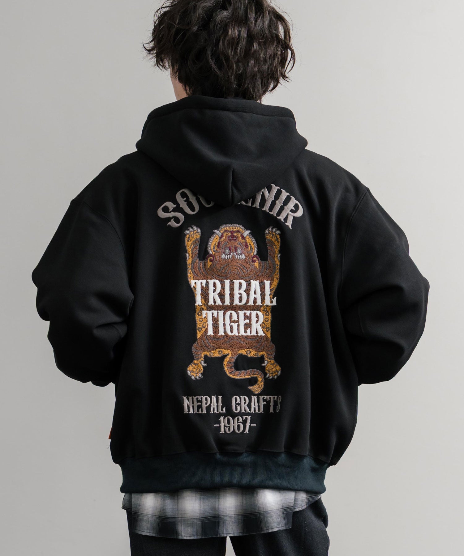 KRIFF MAYER クリフメイヤー オーバーサイズスーベニア刺繍裏起毛長袖フルジップパーカー 2515109 14830