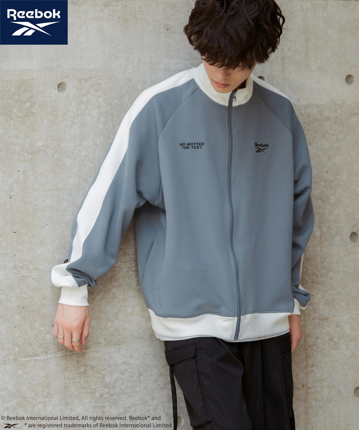 Reebok リーボック オーバーサイズ袖ラインワンポイントロゴ刺繍ポンチトラックジャケット 14837