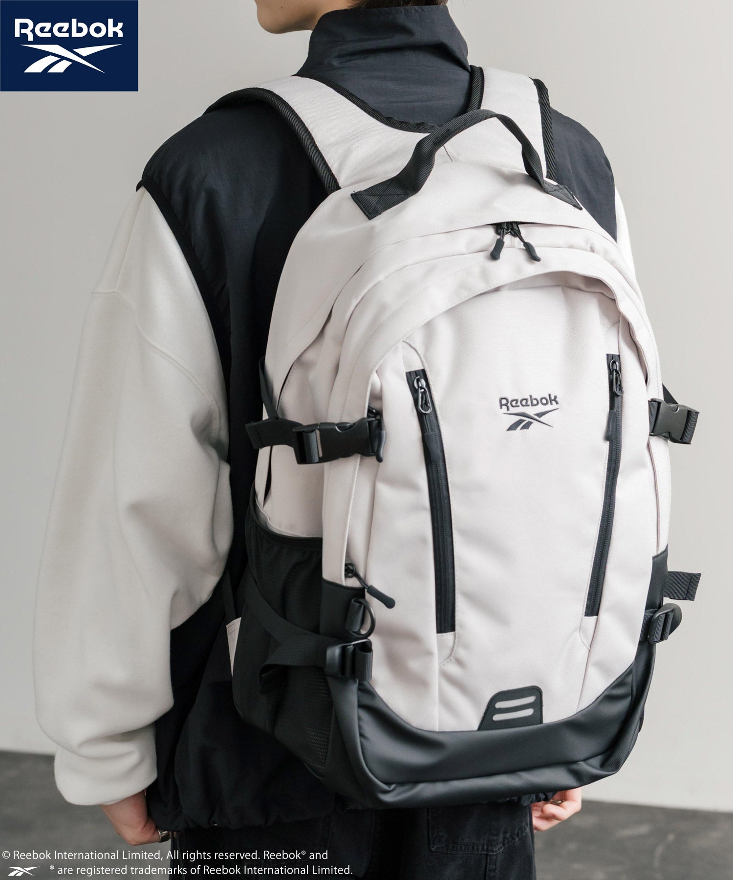 Reebok リーボック ワンポイントロゴ刺繍バックパック/A4収納可能大
