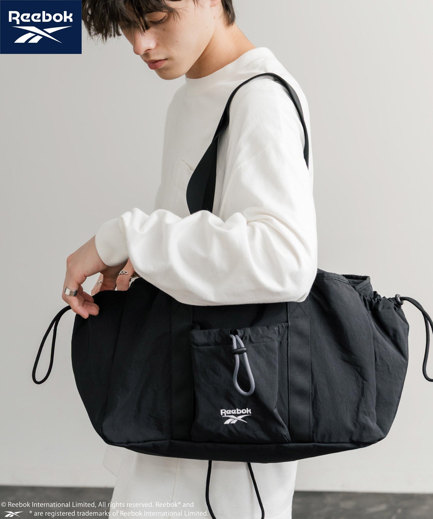Reebok ドローストリングロゴ刺繍2WAYショルダートートナイロンバッグ 14842