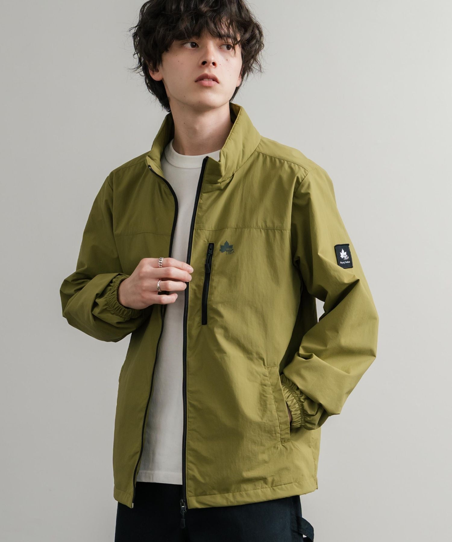 LOGOS ロゴス 撥水 裏タフタワンポイントロゴスタンドネックナイロンブルゾン 14857