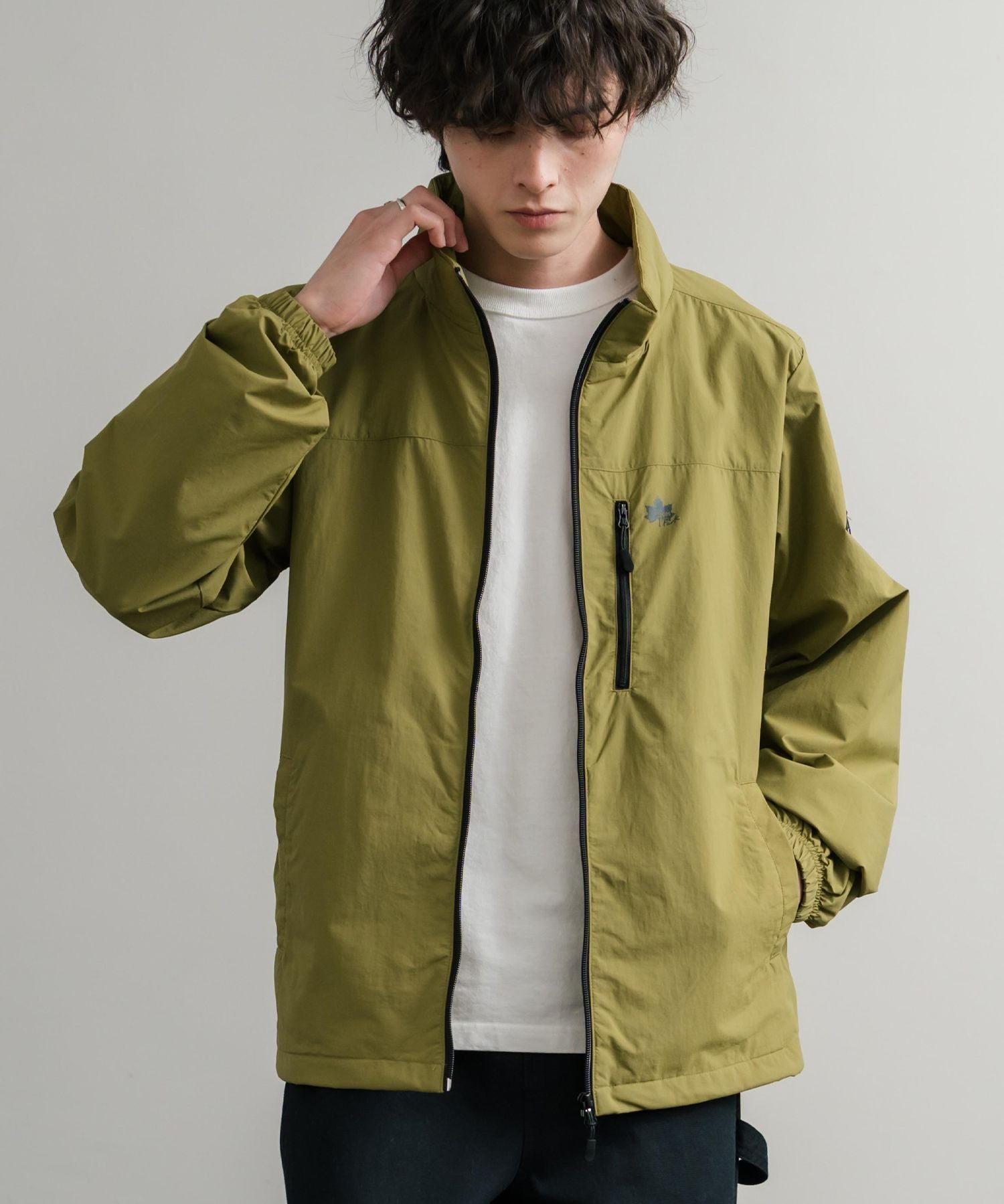 LOGOS ロゴス 撥水 裏タフタワンポイントロゴスタンドネックナイロンブルゾン 14857