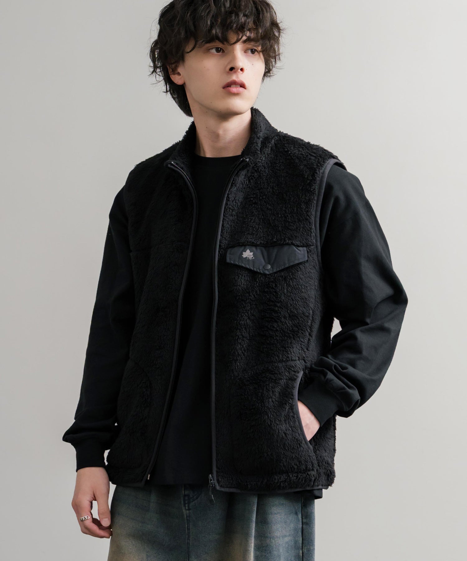 LOGOS ロゴス 裏地付きシャギーボアフリースベスト/ワンポイント入り