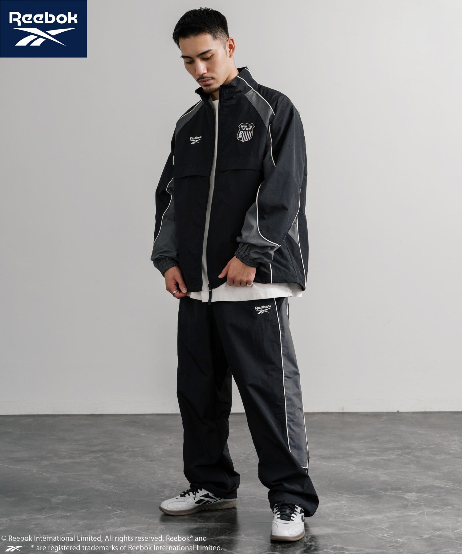 Reebok リーボック オーバーサイズエンブレム刺繍ナイロンジャケット