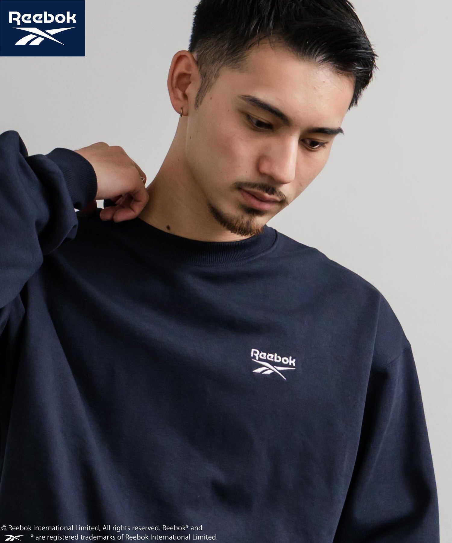 Reebok リーボック オーバーサイズ裏起毛ワンポイントロゴ刺繍クルートレーナー 14871