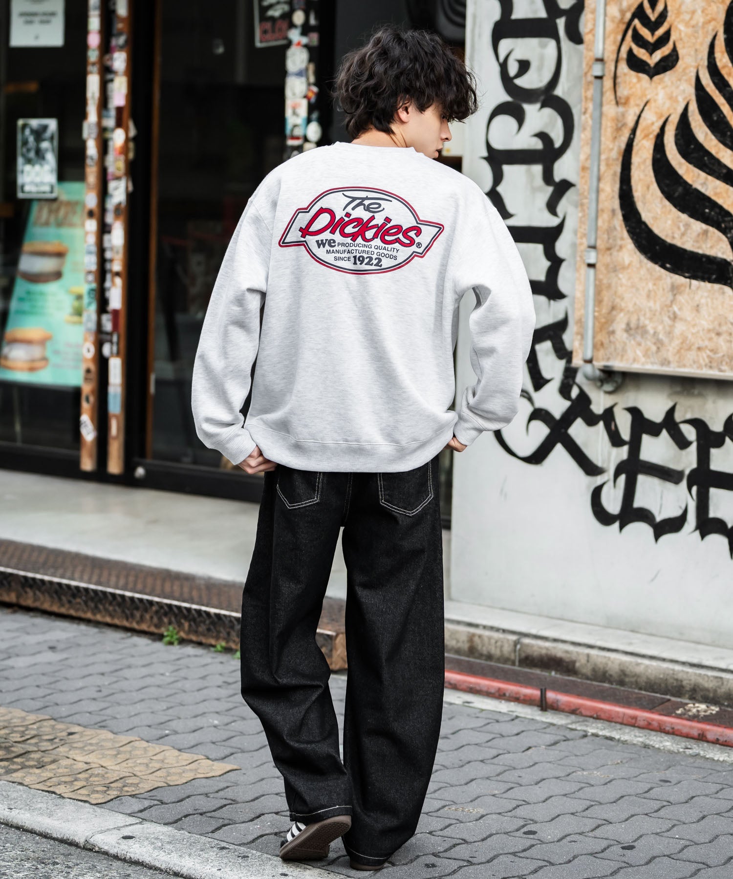 Dickies 裏起毛バックプリント刺繍クルーネック長袖スウェットトレーナー 14886