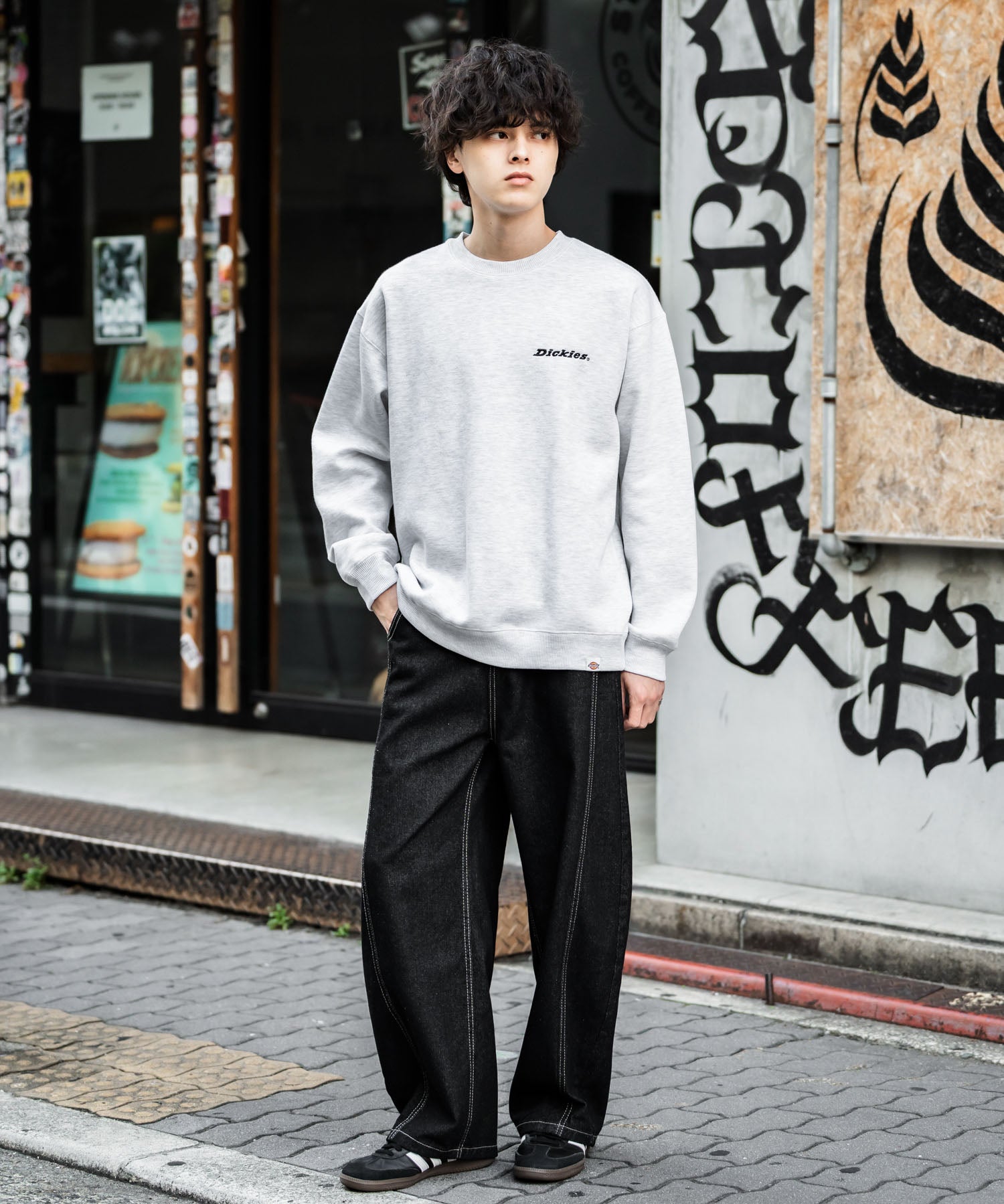 Dickies 裏起毛バックプリント刺繍クルーネック長袖スウェットトレーナー 14886