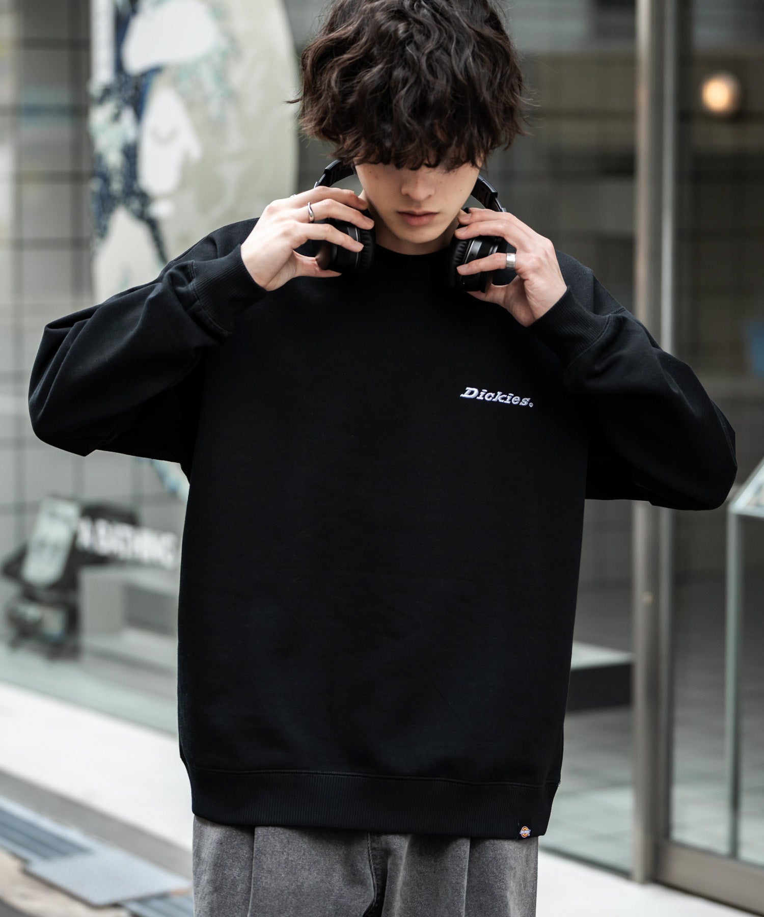 Dickies 裏起毛バックプリント刺繍クルーネック長袖スウェット