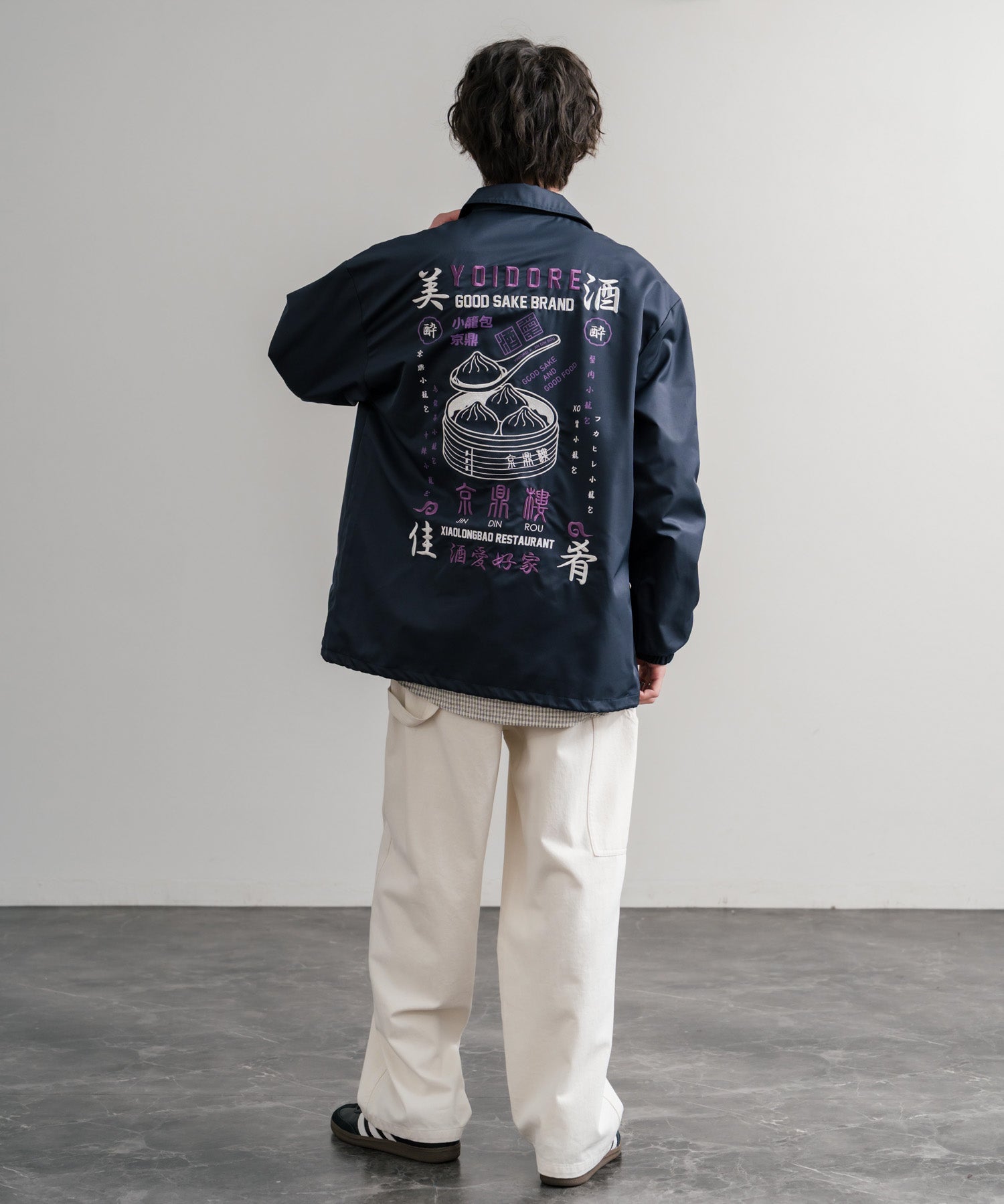 YOIDORE 酔いどれ × 京鼎樓 ジンディンロウ コラボ オーバーサイズ小籠包と酒刺繍コーチジャケット 14889