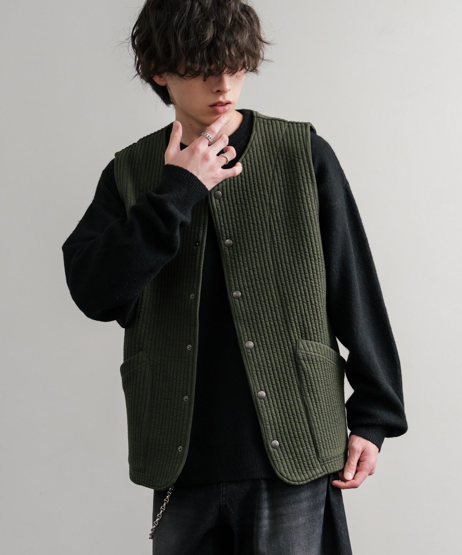 Upscape Audience アップスケープオーディエンス 日本製 国産 尾州 コットンキルト ストライプ柄/ケーブル柄/クロス柄ノーカラースナップベスト AUD7331 14893