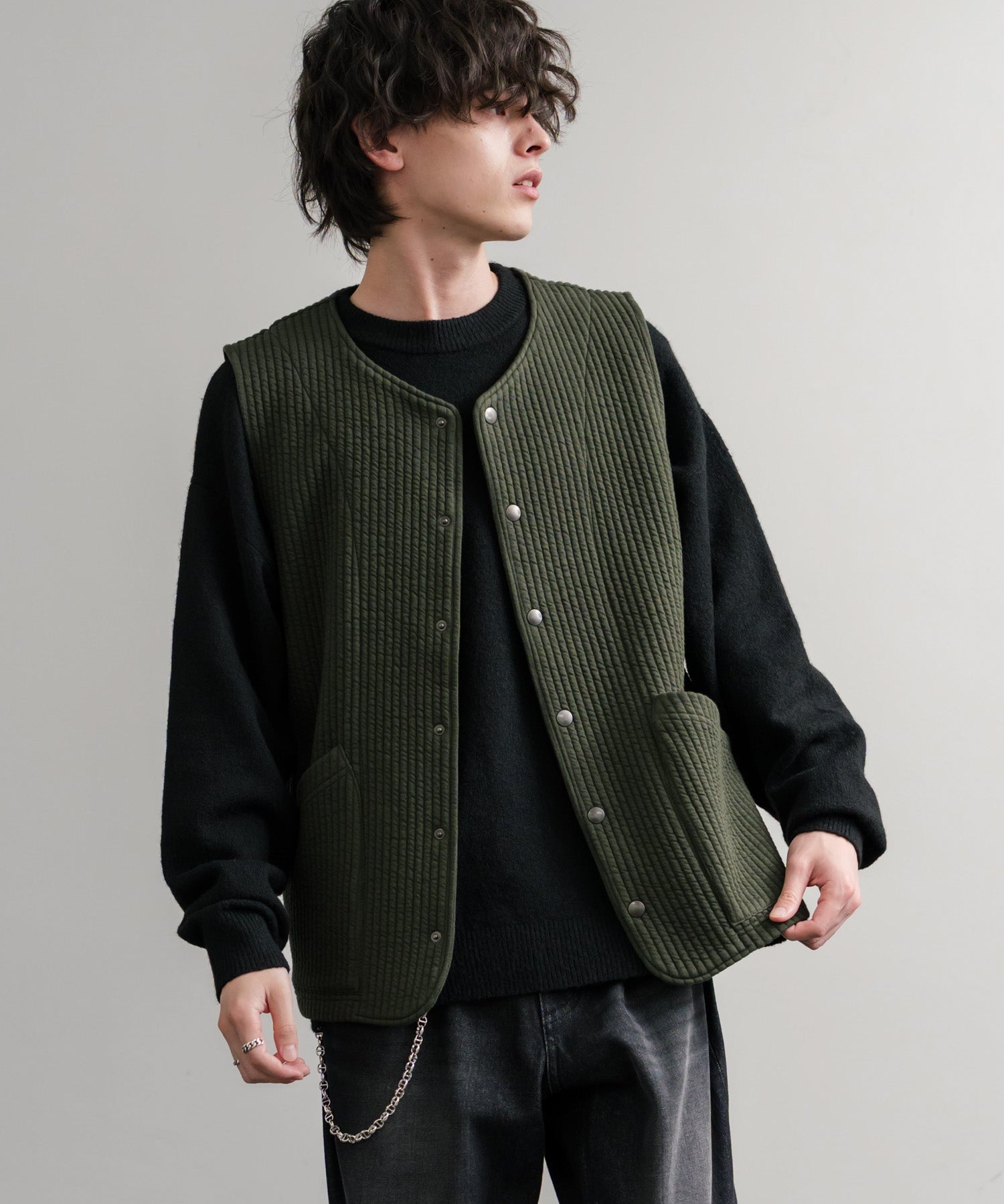 Upscape Audience アップスケープオーディエンス 日本製 国産 尾州 コットンキルト ストライプ柄/ケーブル柄/クロス柄ノーカラースナップベスト AUD7331 14893
