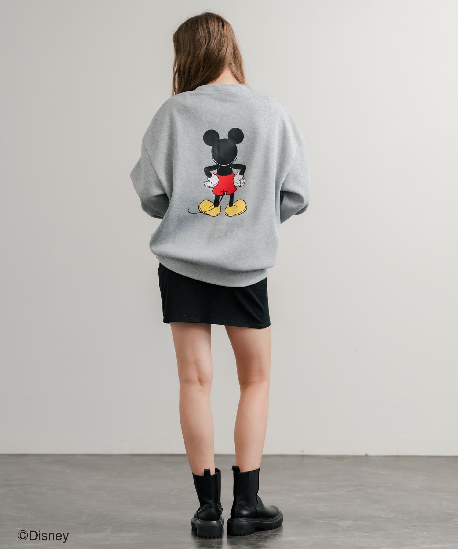 Disney ディズニー MICKEY MOUSE オーバーサイズ ミッキーマウスプリント裏起毛スウェットトレーナー	14939