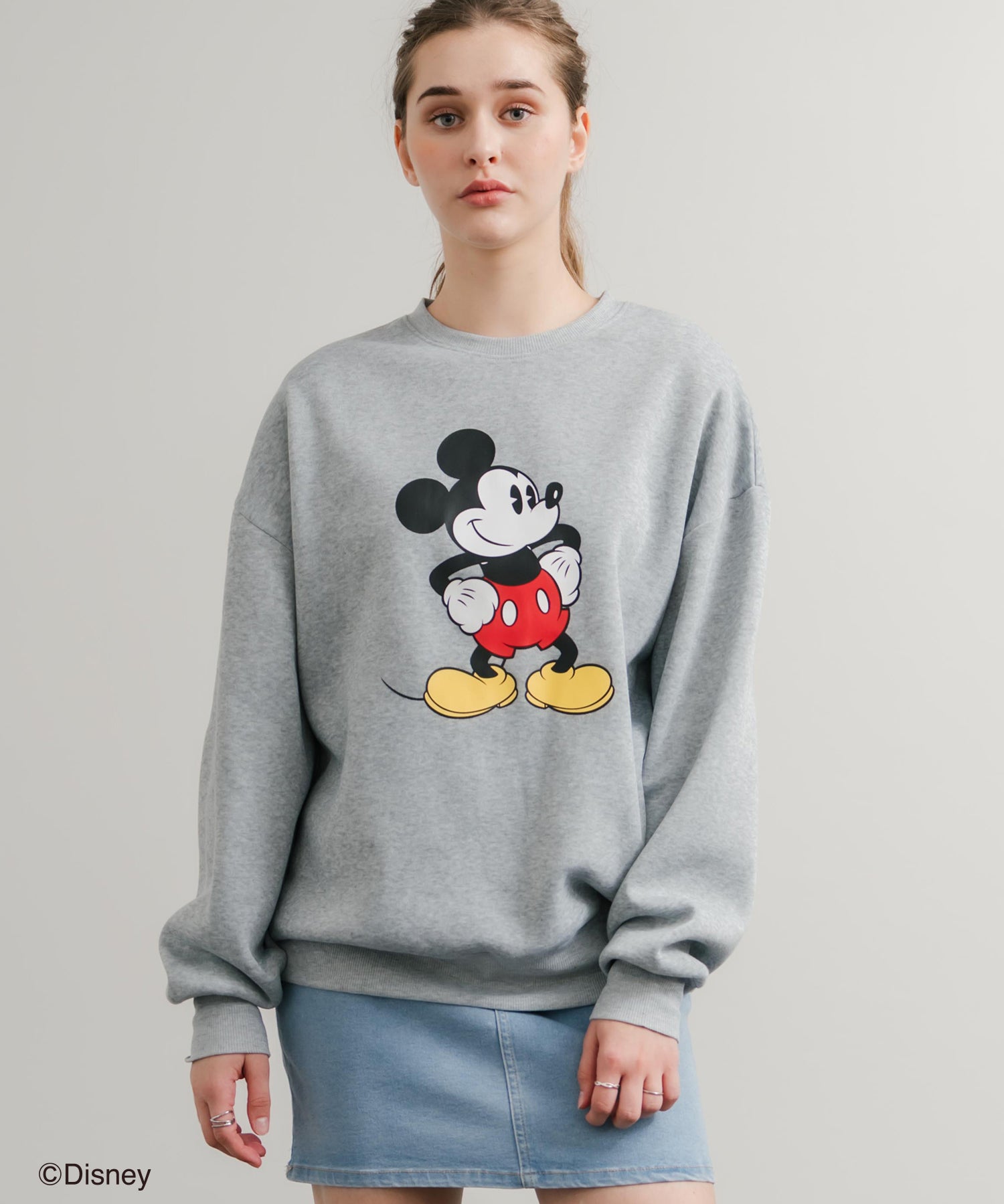 Disney ディズニー MICKEY MOUSE オーバーサイズ ミッキーマウスプリント裏起毛スウェットトレーナー	14939
