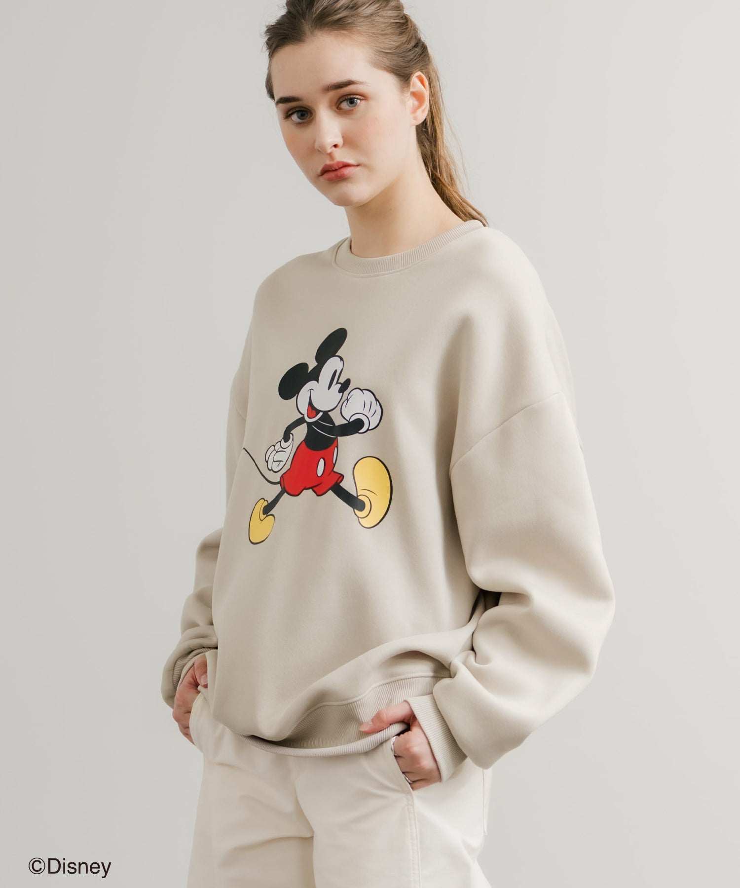 Disney ディズニー MICKEY MOUSE オーバーサイズ ミッキーマウスプリント裏起毛スウェットトレーナー	14939