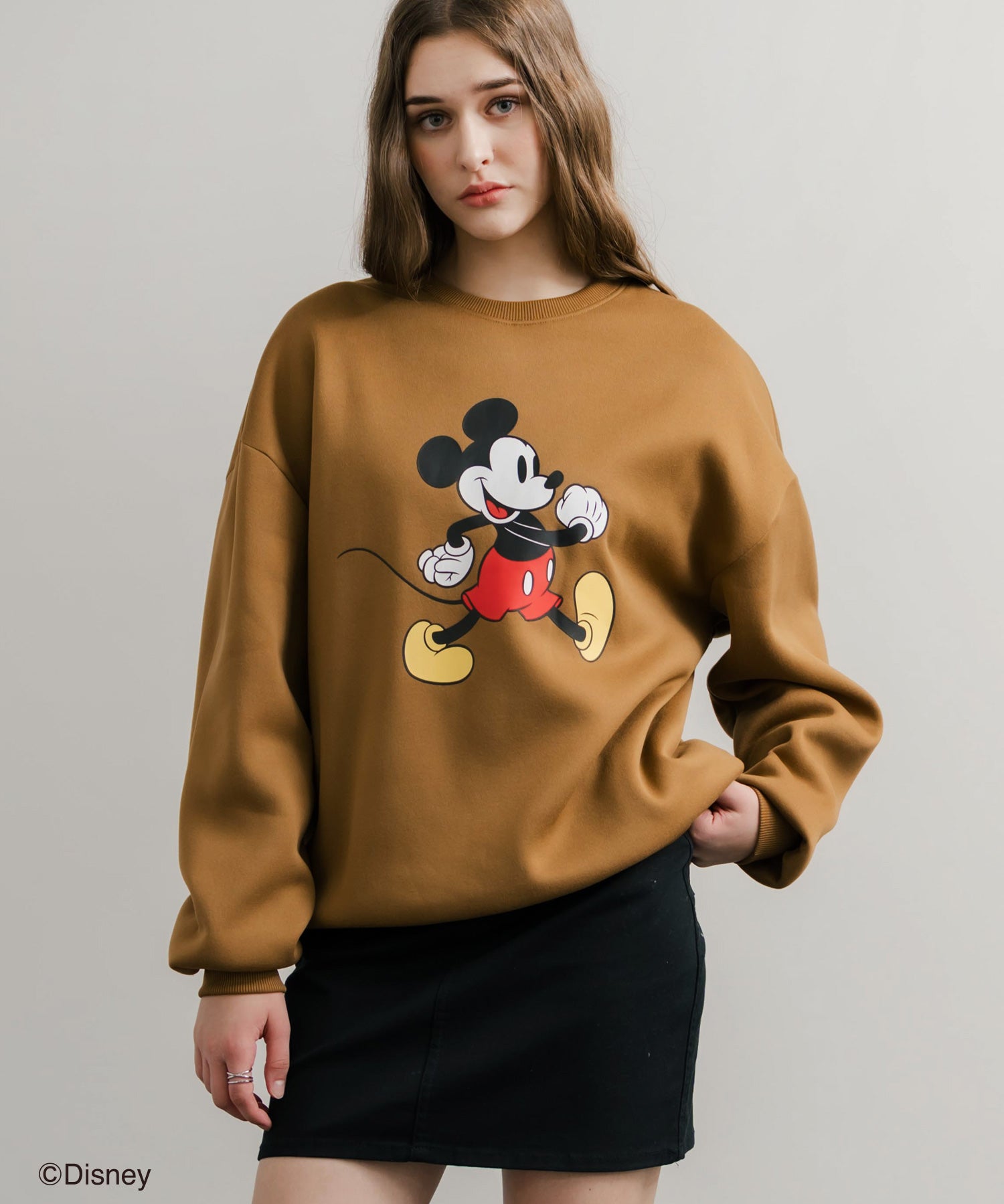 Disney ディズニー MICKEY MOUSE オーバーサイズ ミッキーマウスプリント裏起毛スウェットトレーナー	14939