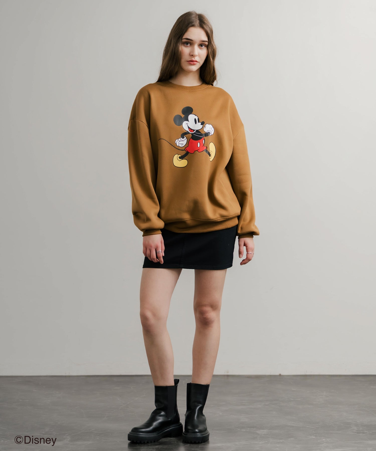 Disney ディズニー MICKEY MOUSE オーバーサイズ ミッキーマウスプリント裏起毛スウェットトレーナー	14939