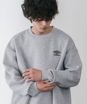 UMBRO 別注コラボオーバーサイズ裏起毛ロゴ刺繍クルーネックスウェット 14940