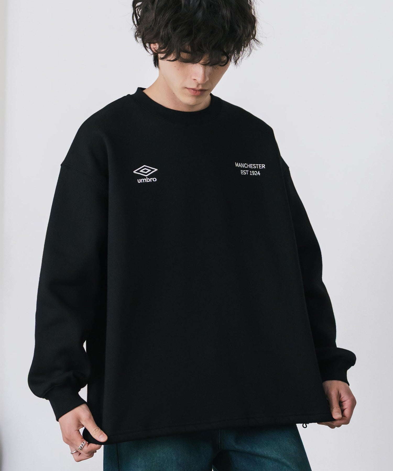 UMBRO 別注コラボオーバーサイズ裏起毛ロゴ刺繍ドロストスウェット 14941