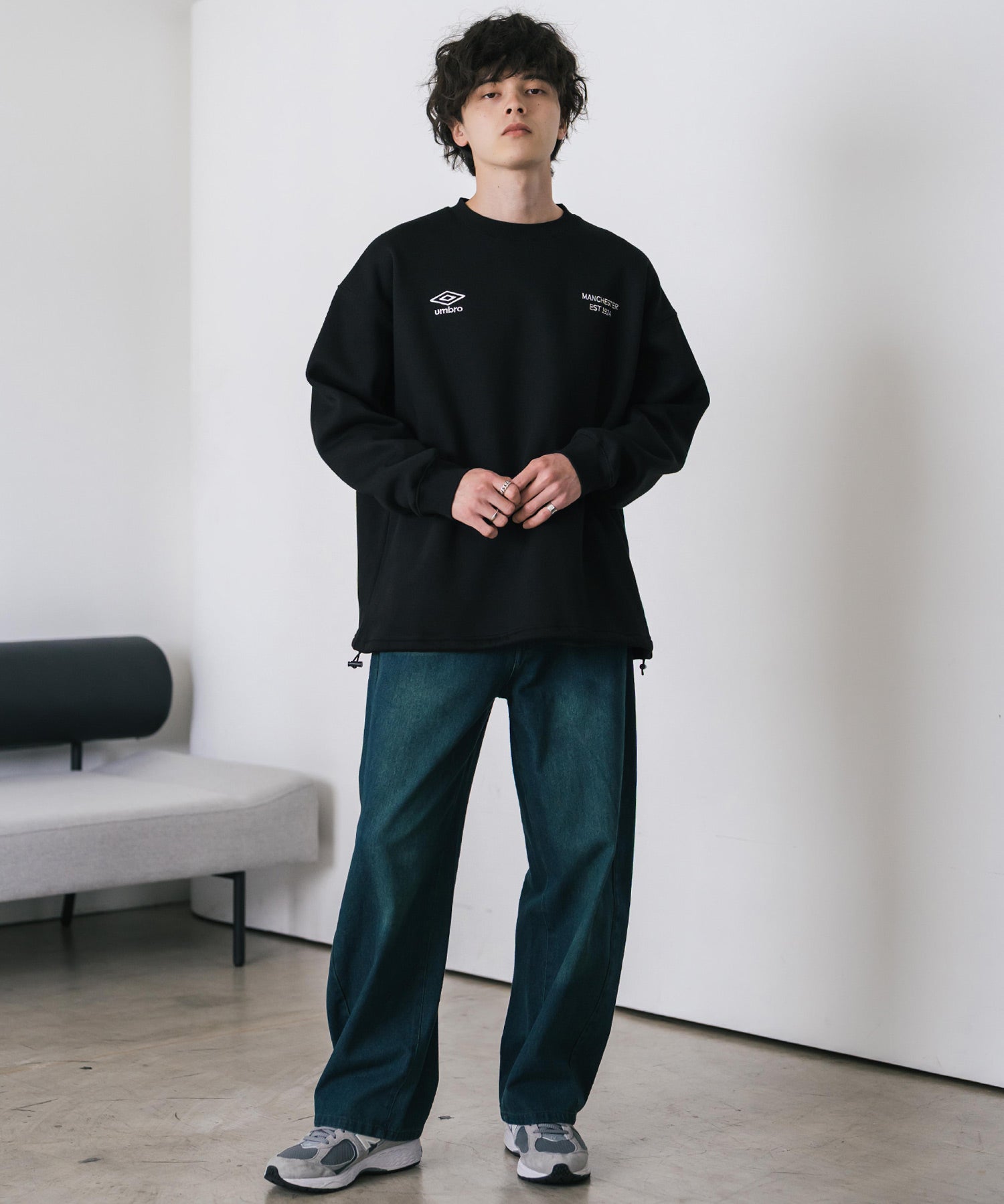 UMBRO 別注コラボオーバーサイズ裏起毛ロゴ刺繍ドロストスウェット 14941