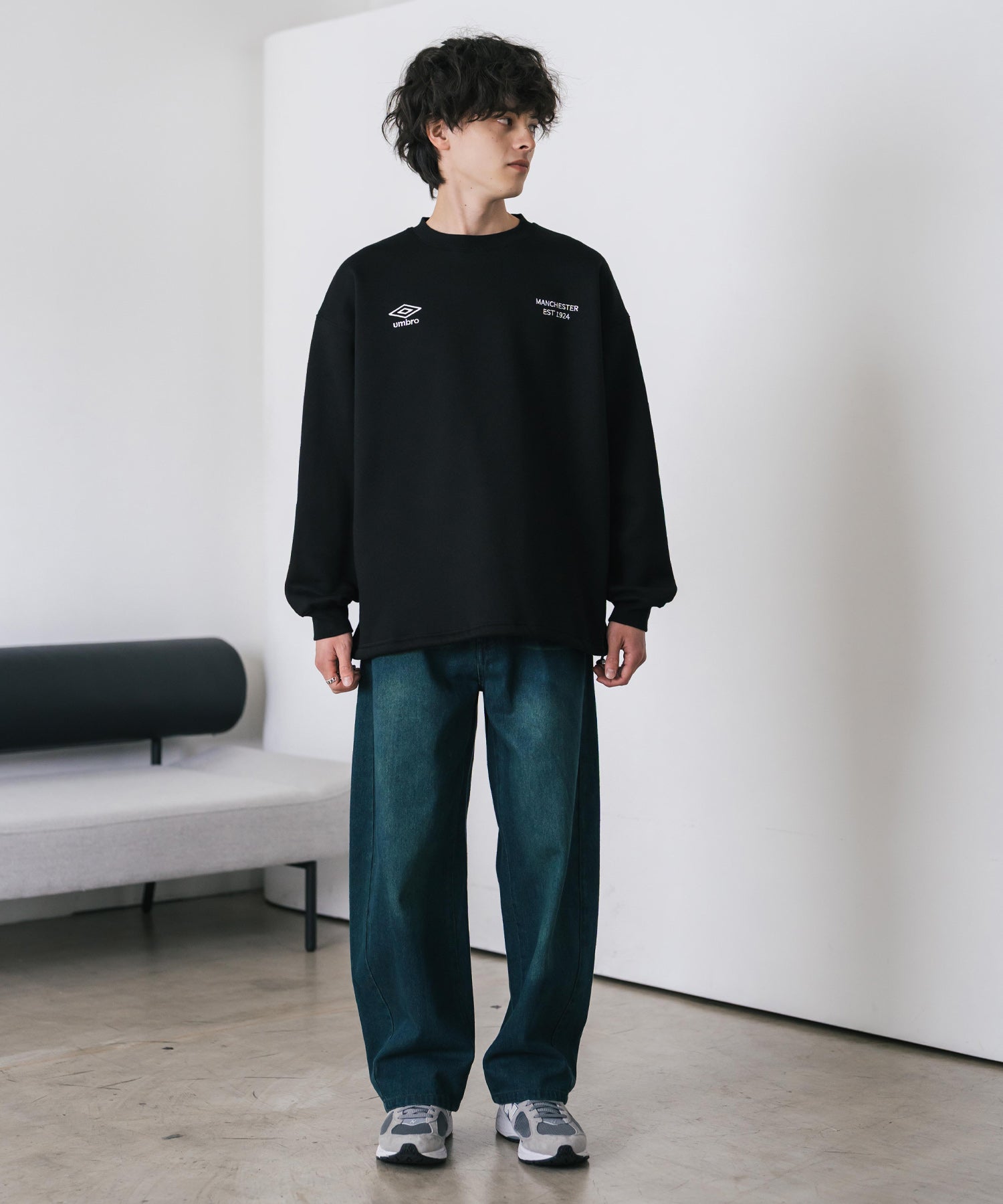UMBRO 別注コラボオーバーサイズ裏起毛ロゴ刺繍ドロストスウェット 14941