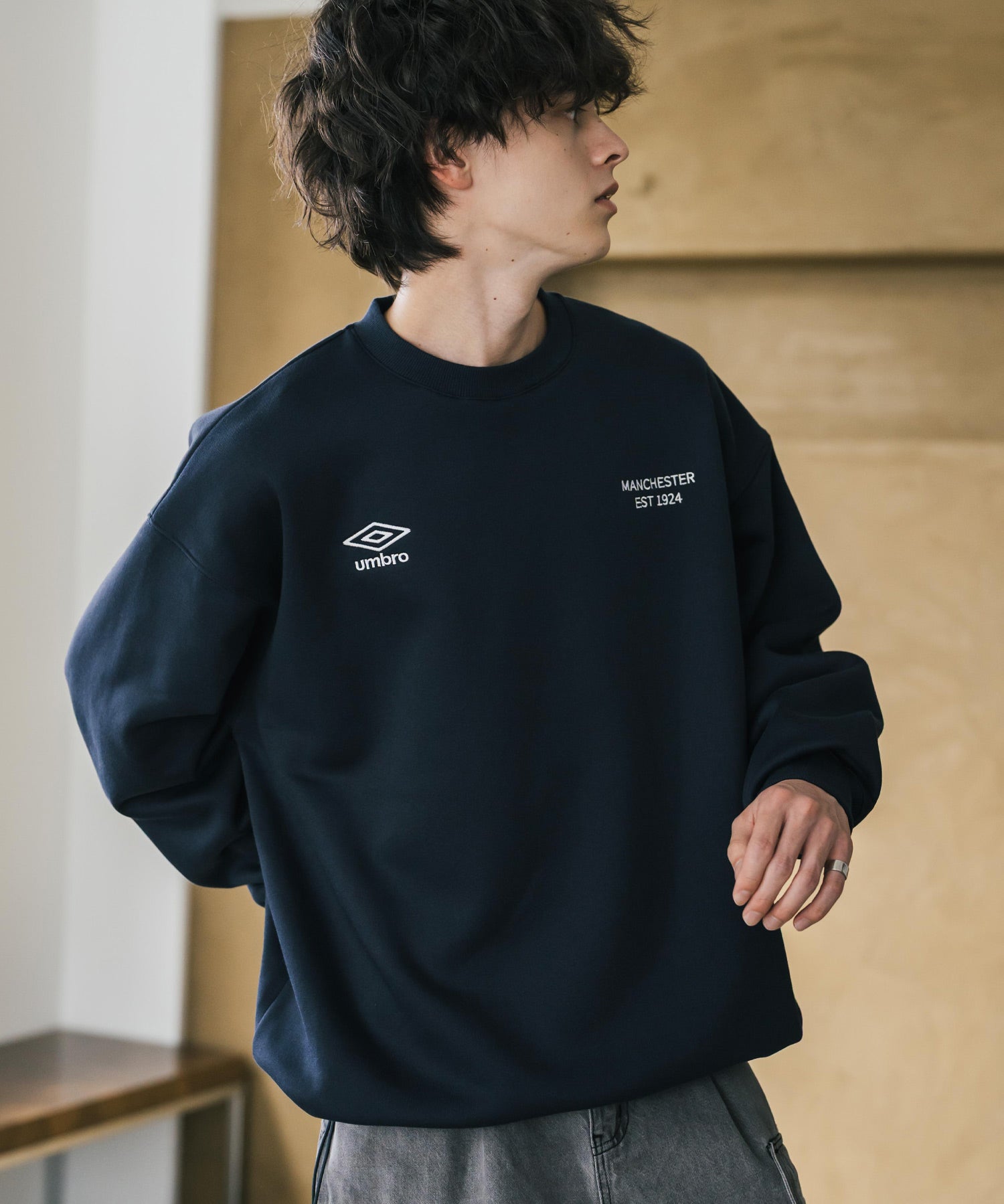 UMBRO 別注コラボオーバーサイズ裏起毛ロゴ刺繍ドロストスウェット 14941